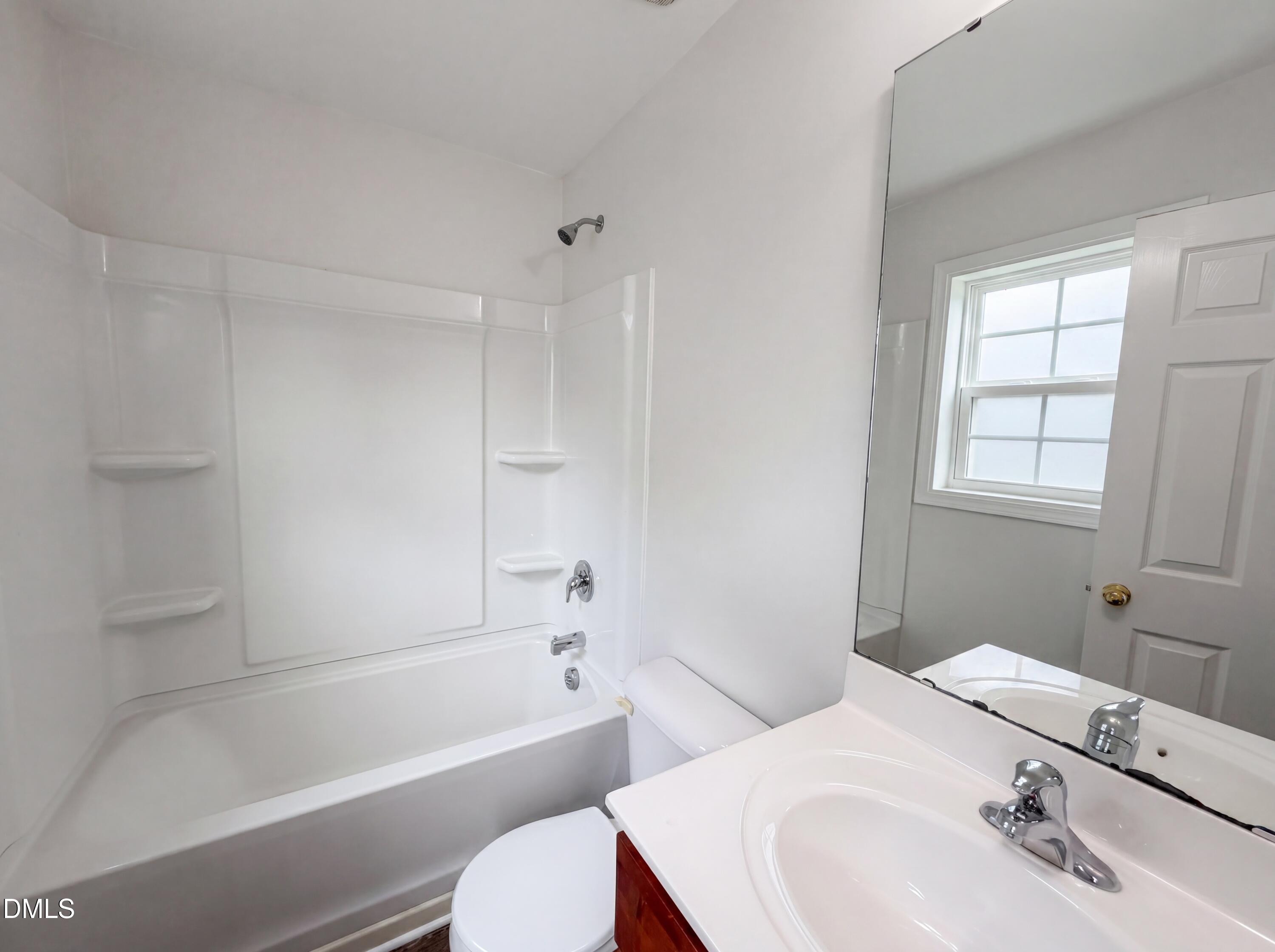 5532 Neuse View Drive Property Photo 12