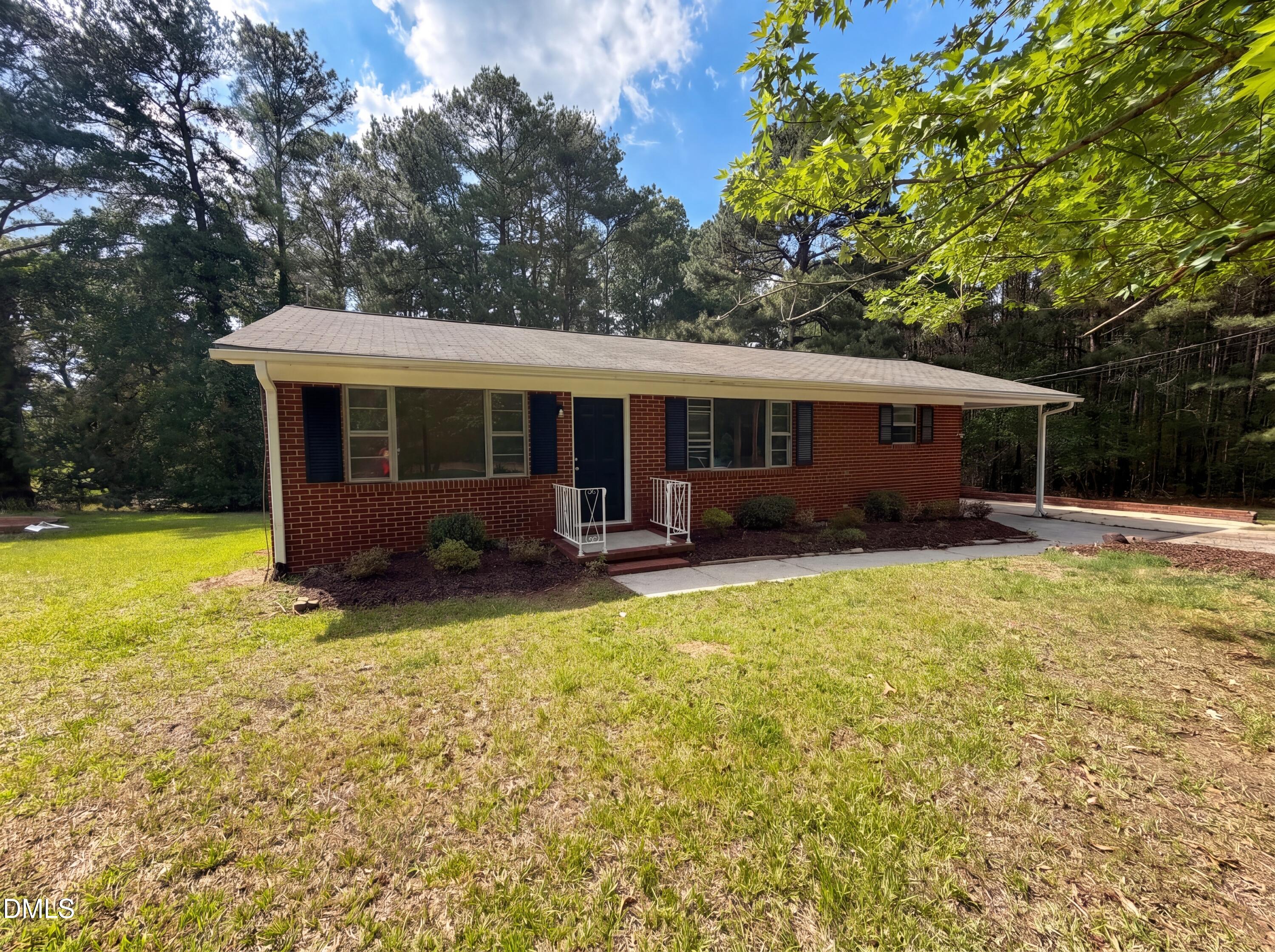 2929 Tom Clark Road Property Photo 2