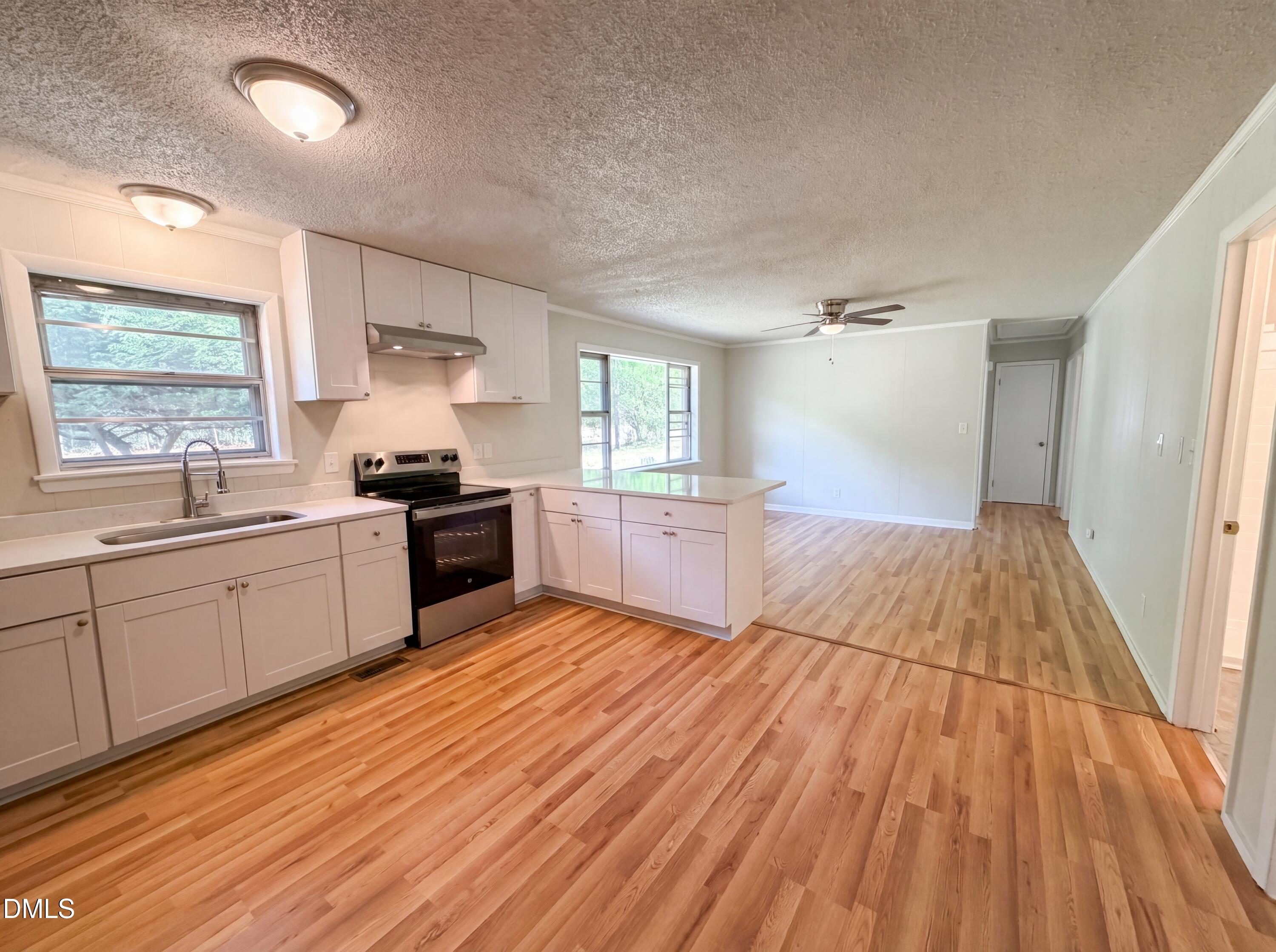 2929 Tom Clark Road Property Photo 5