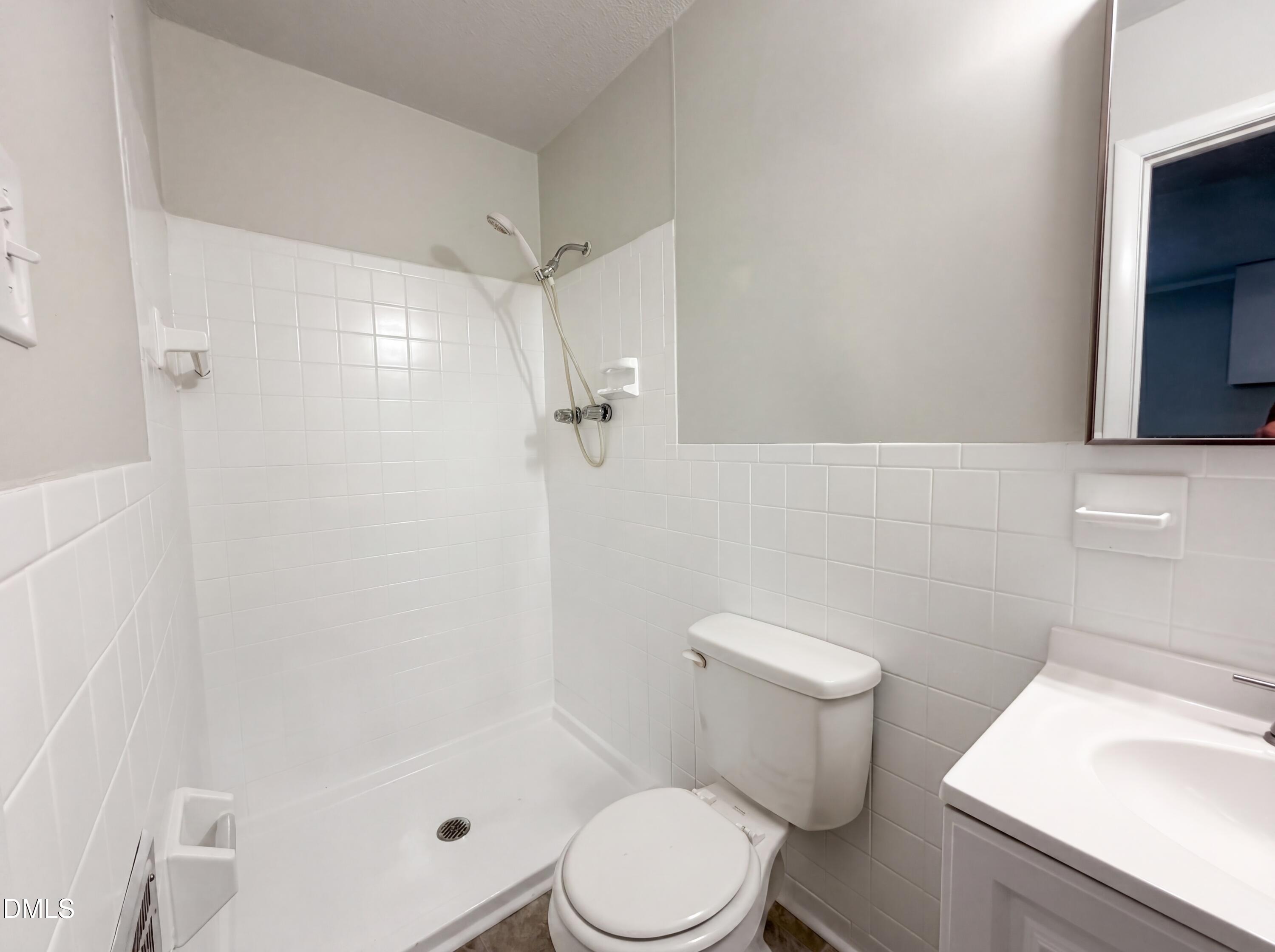 2929 Tom Clark Road Property Photo 15