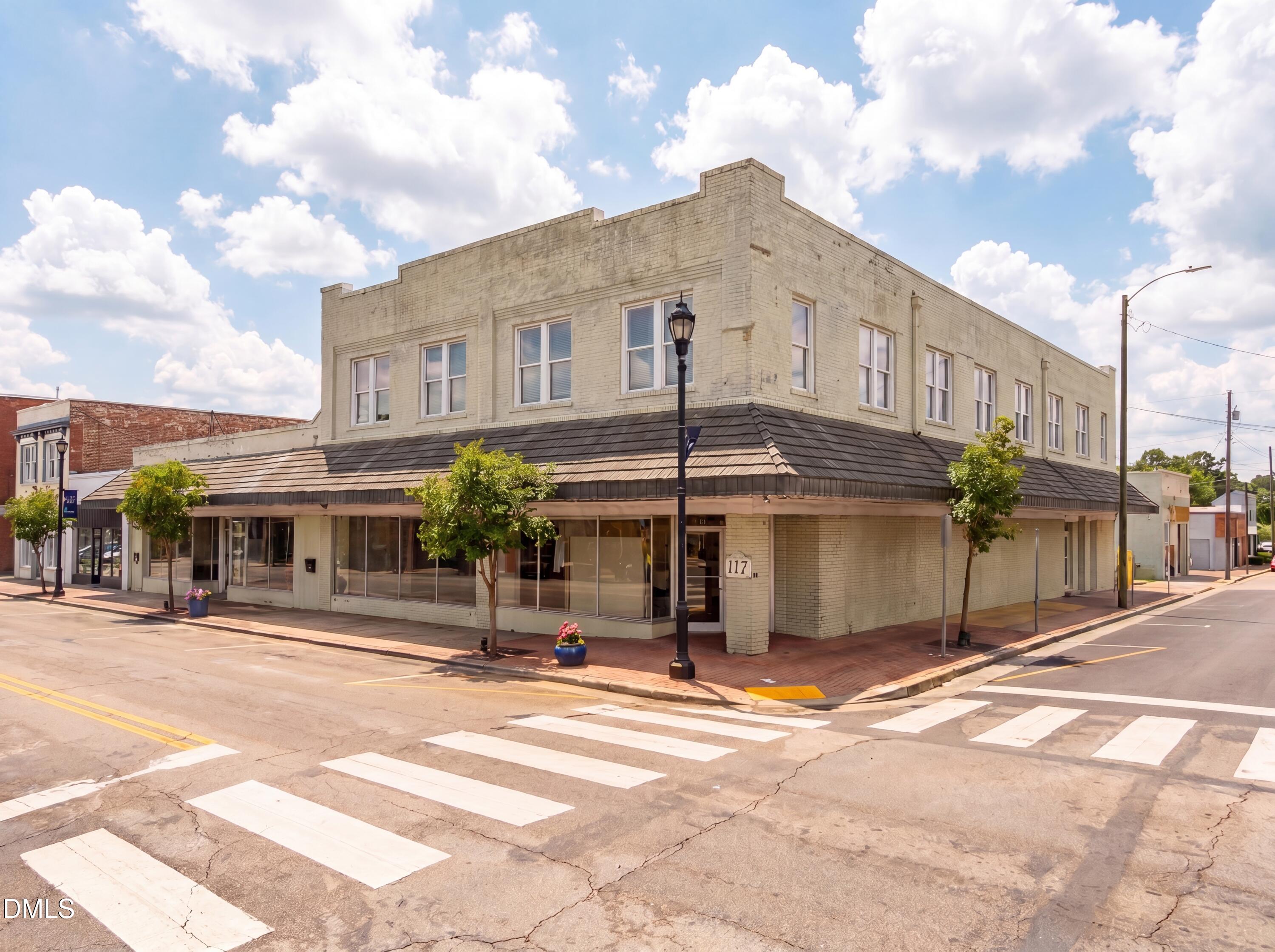 117 N Arendell Avenue Property Photo 1