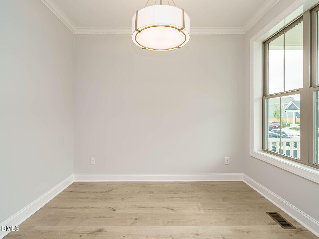 829 Lunar Light Drive Property Photo 18