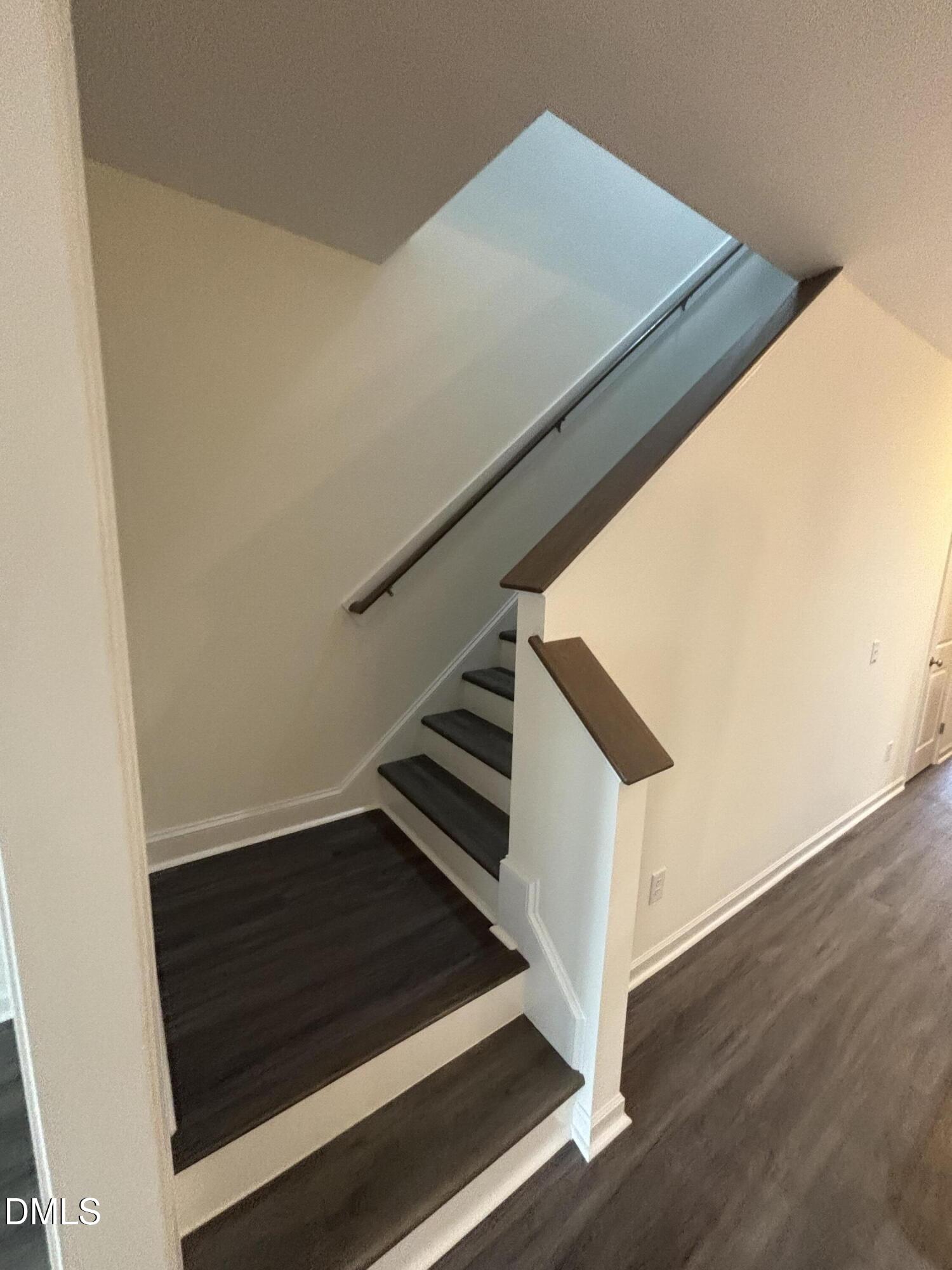 516 S Ryals Street Property Photo 15