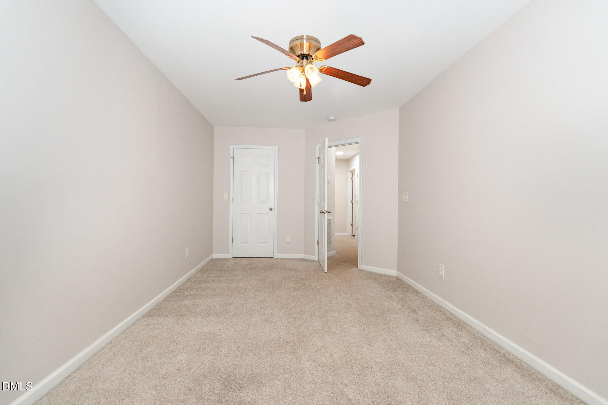 311 Gilman Lane 107 Property Photo 8