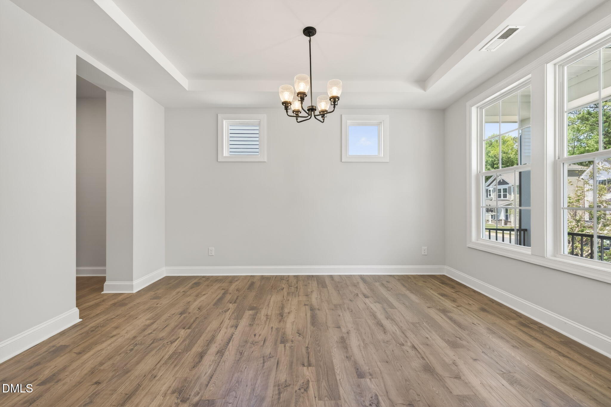 912 Bostonian Drive Property Photo 8