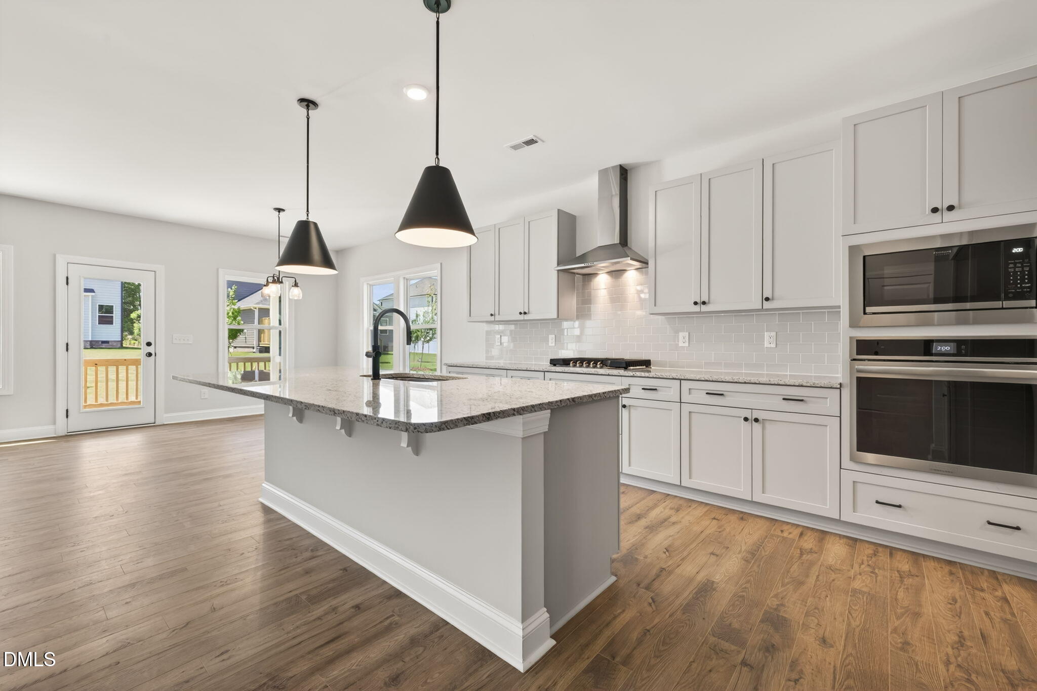 912 Bostonian Drive Property Photo 11