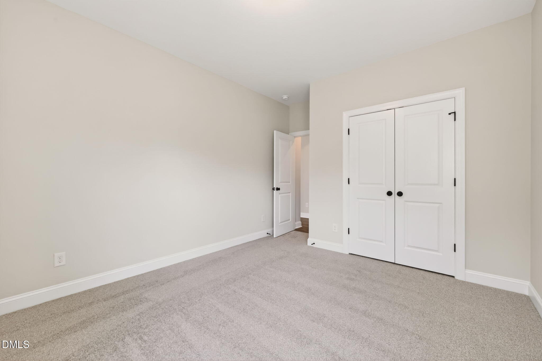 912 Bostonian Drive Property Photo 20