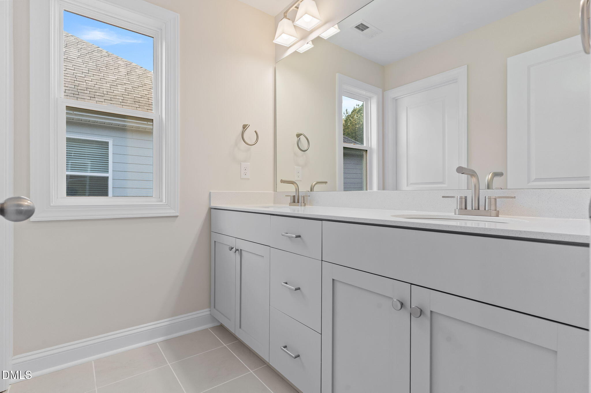 929 Bostonian Drive Property Photo 20