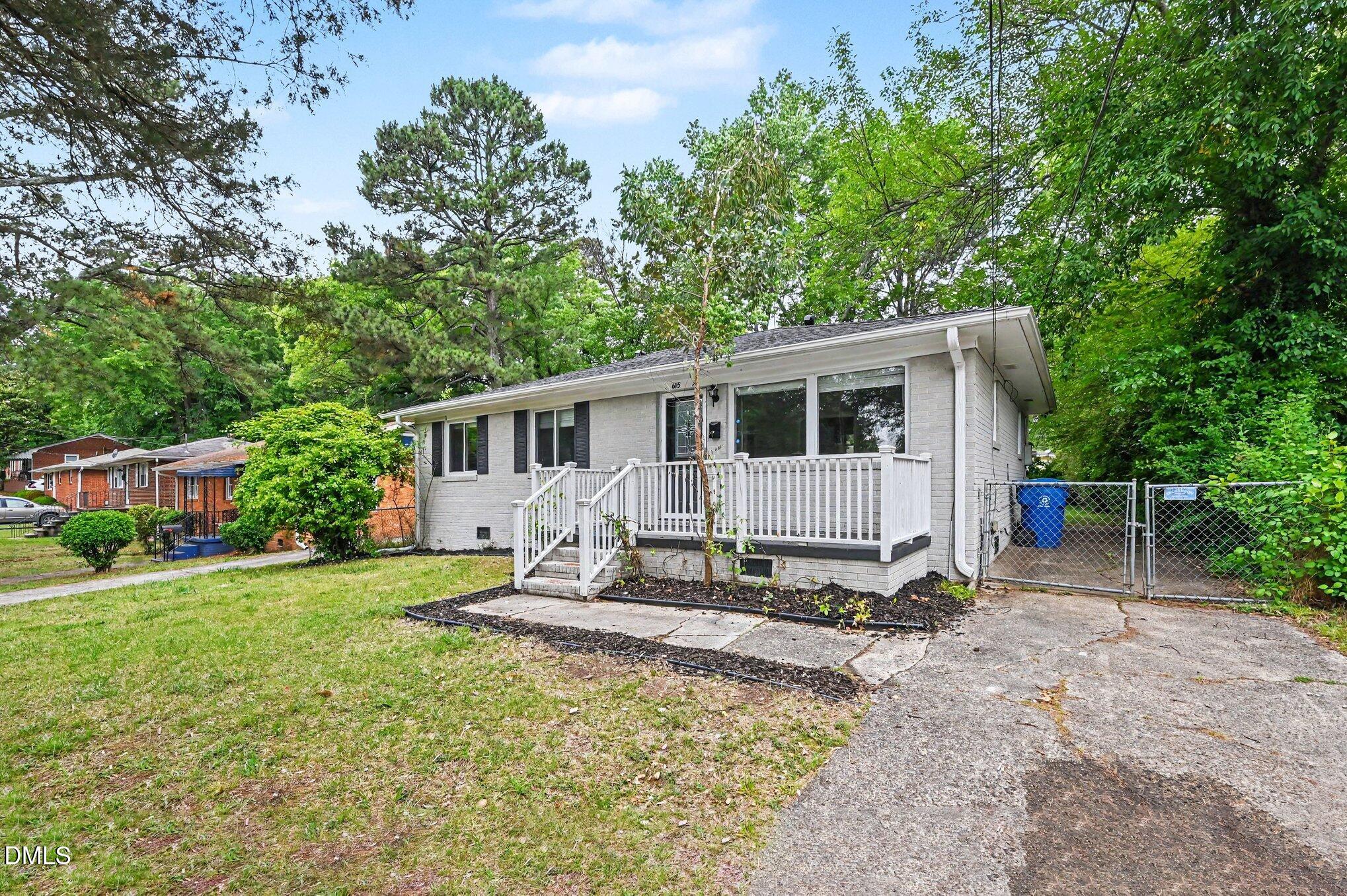 615 Hope Avenue Property Photo 2
