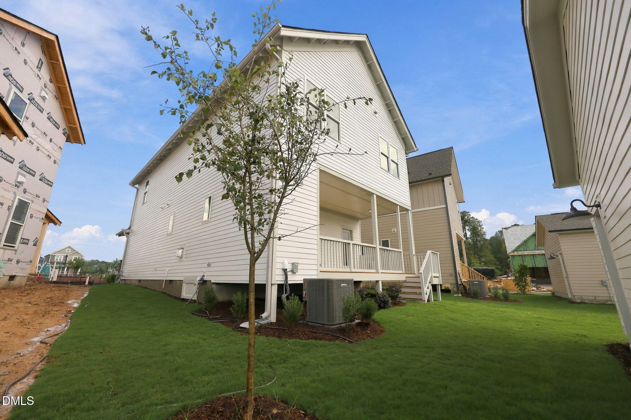 1832 Lumineer Lane Property Photo 3