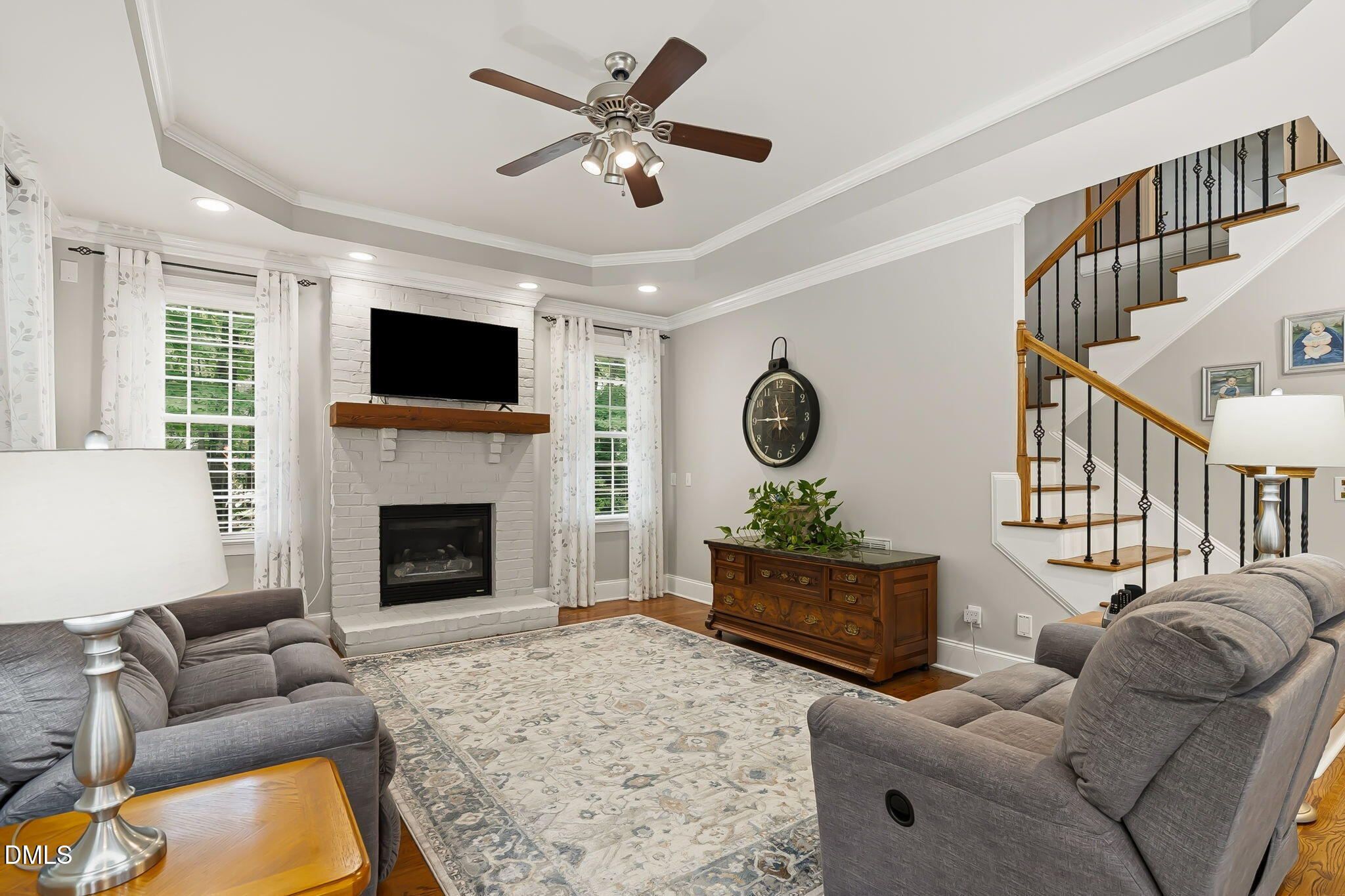 7048 Shady Glen Lane Property Photo 4