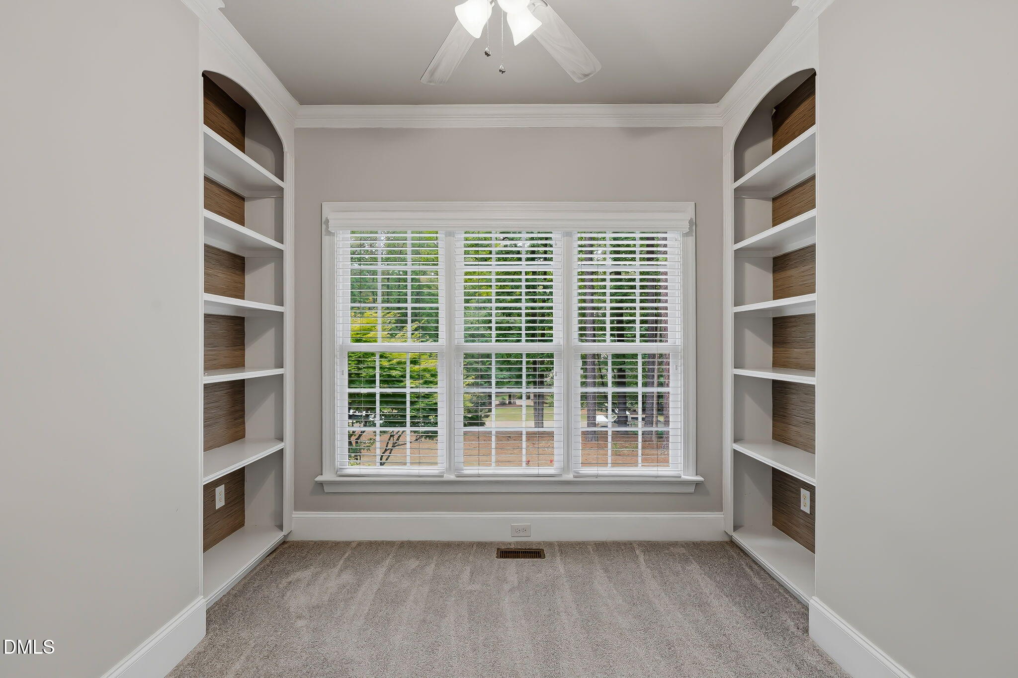 7048 Shady Glen Lane Property Photo 32