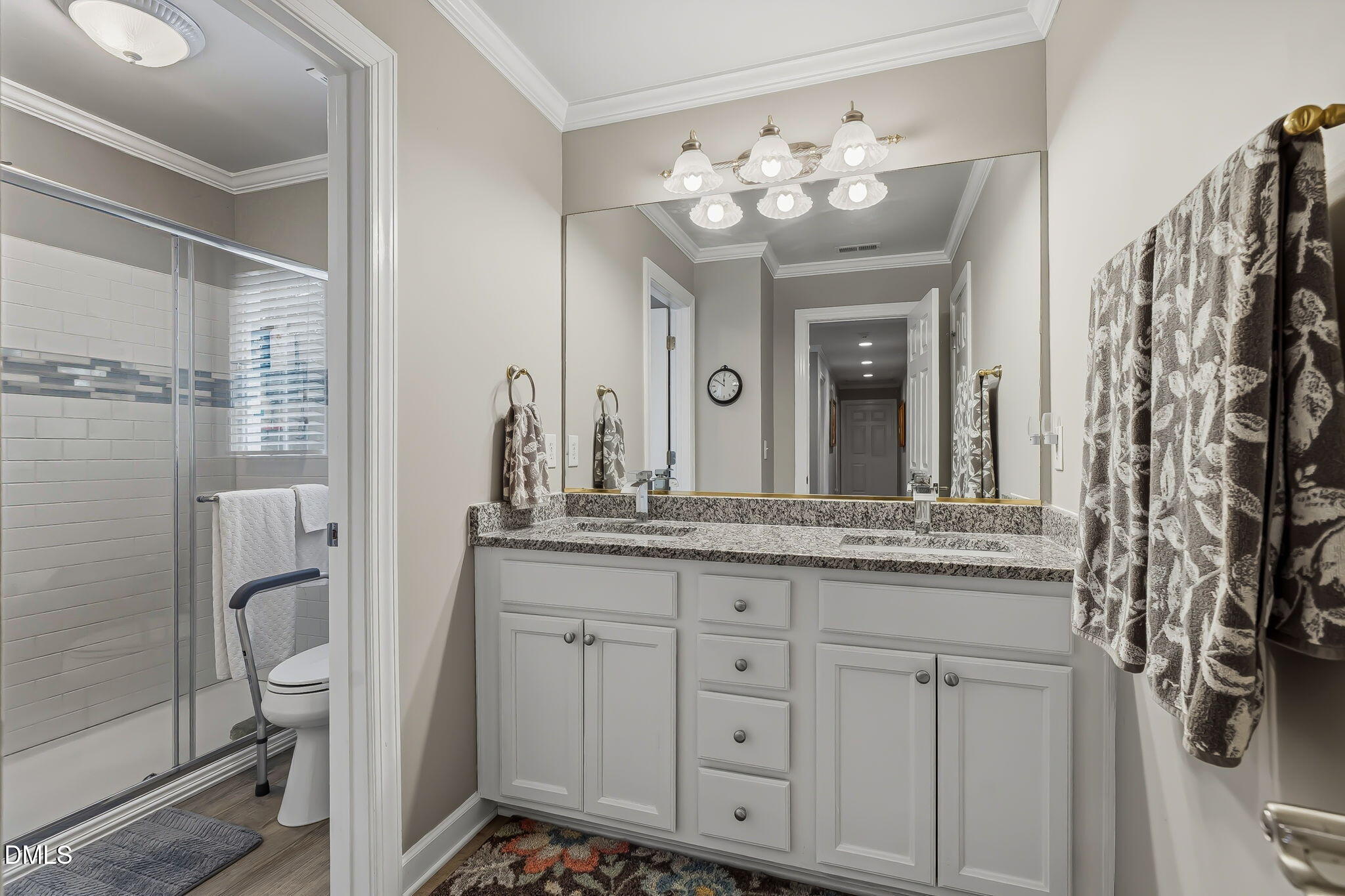 7048 Shady Glen Lane Property Photo 35