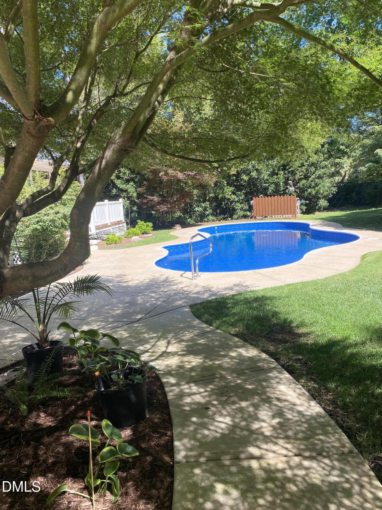 7048 Shady Glen Lane Property Photo 47