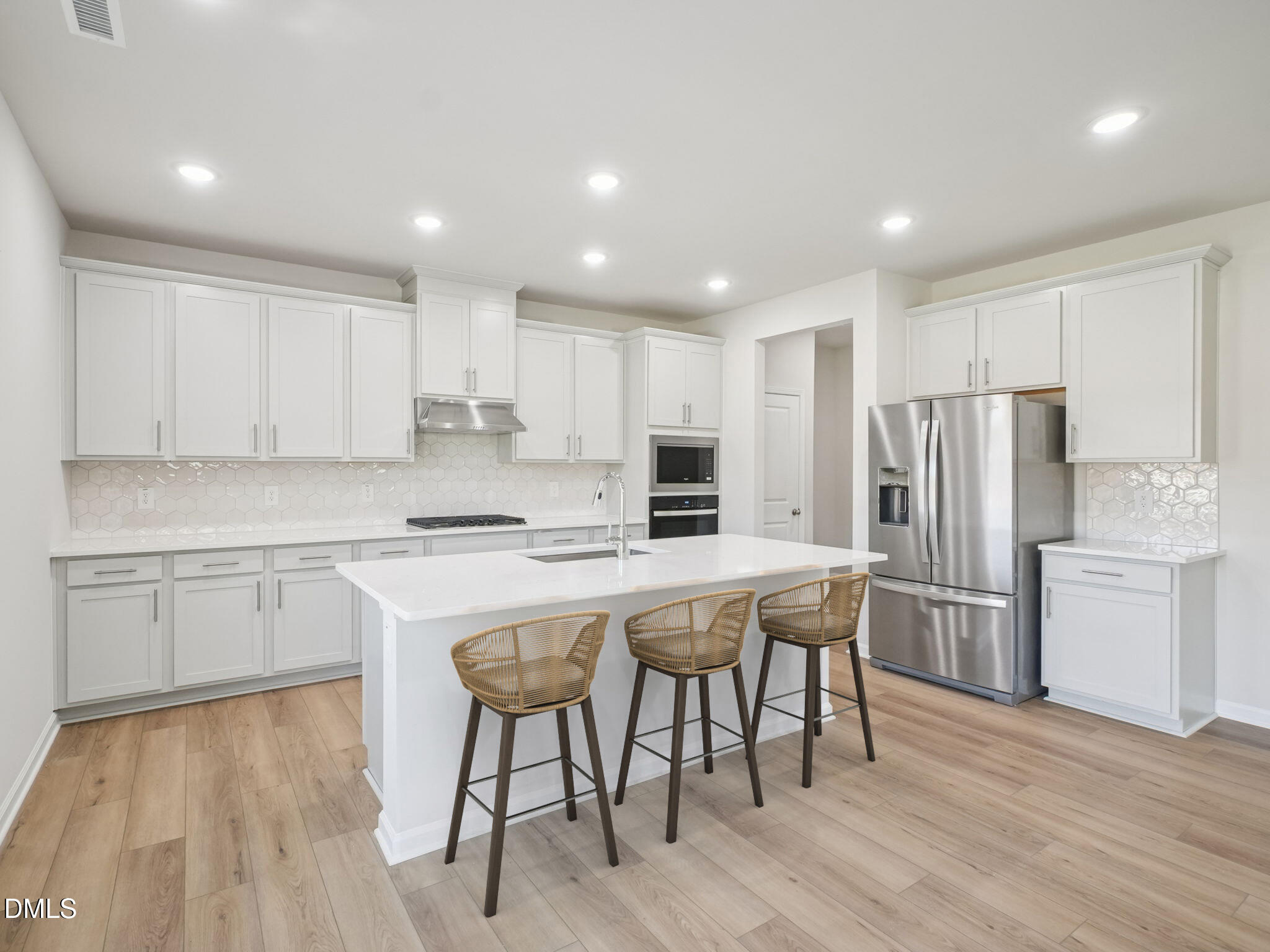 344 Karlov Road Property Photo 2