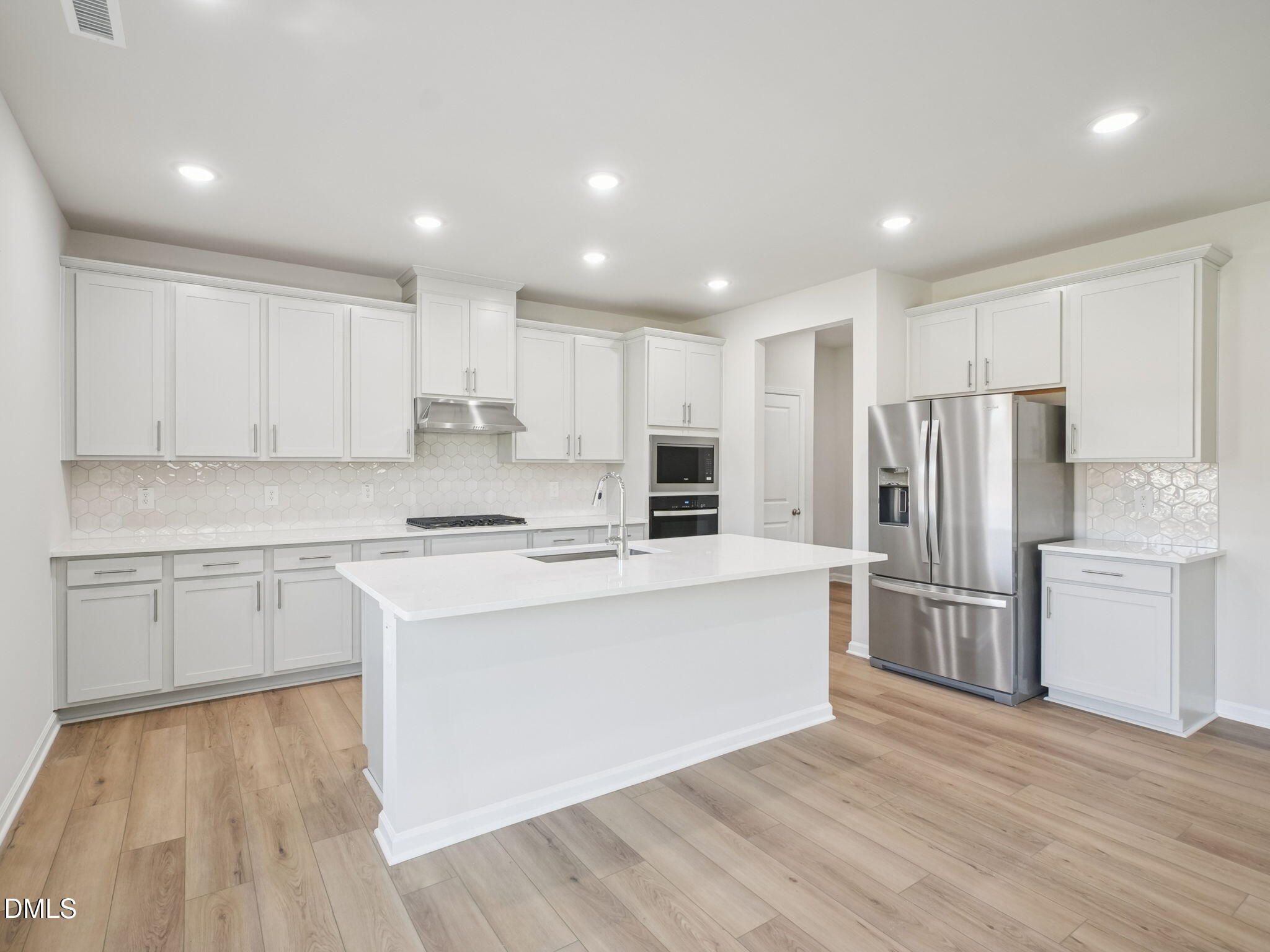 344 Karlov Road Property Photo 3
