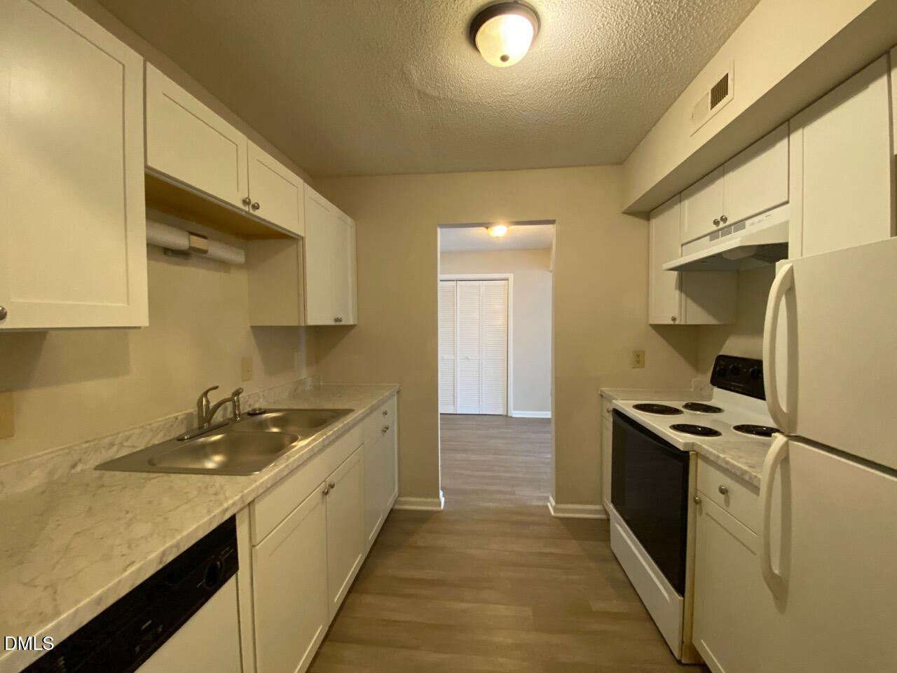 4205 Greencastle Court Unit A Property Photo 4
