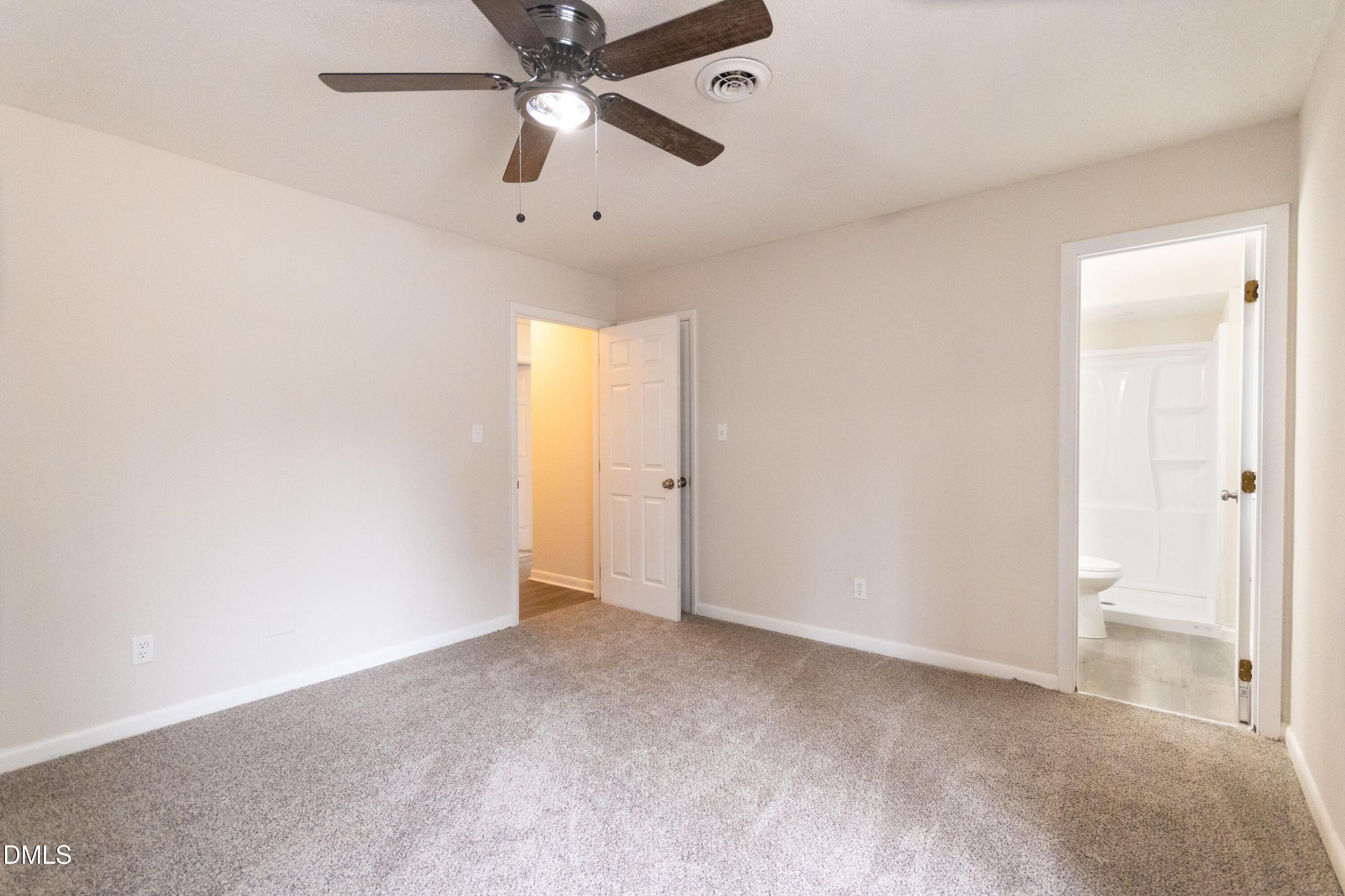 6001 Applewood Lane Property Photo 16