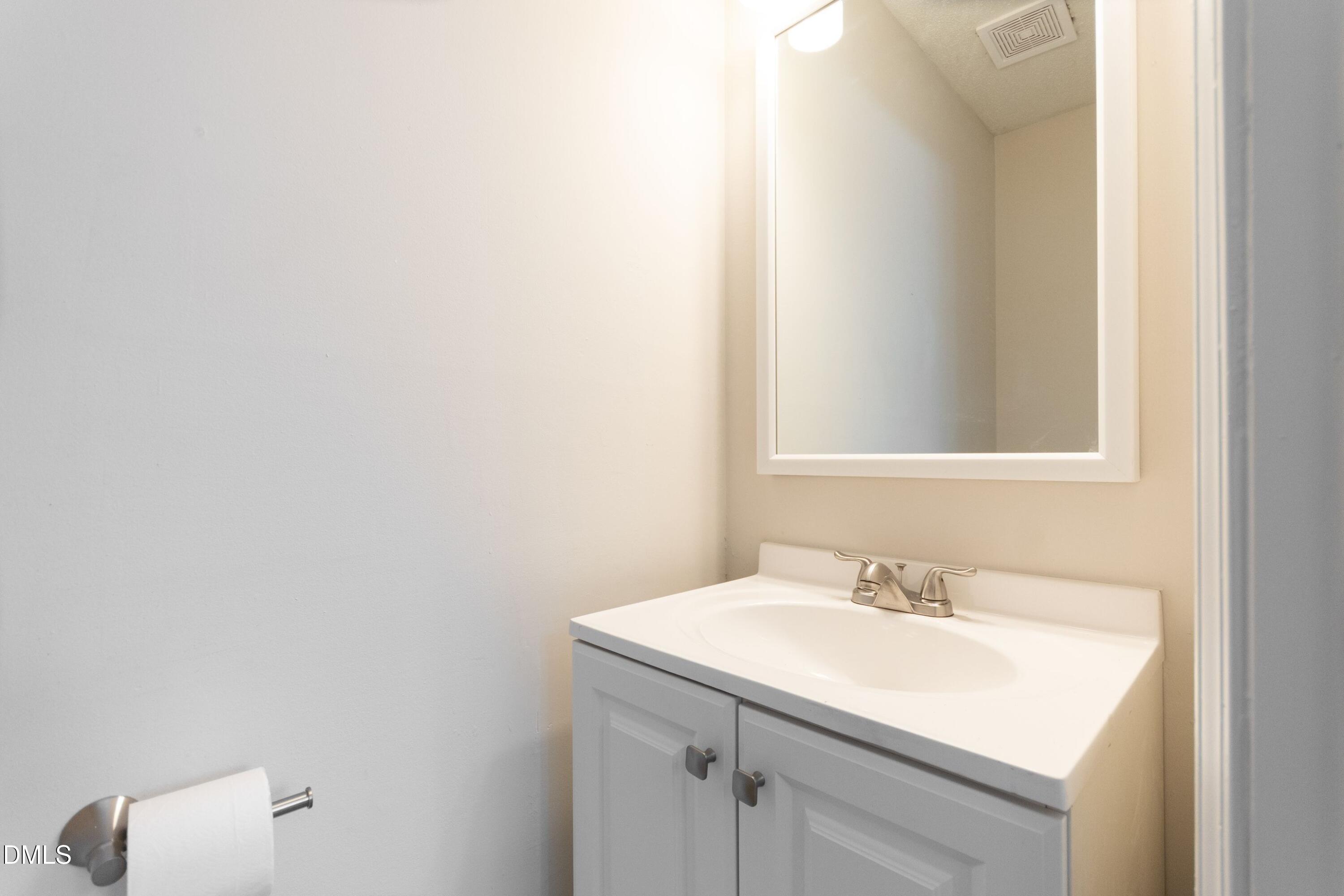 6001 Applewood Lane Property Photo 19