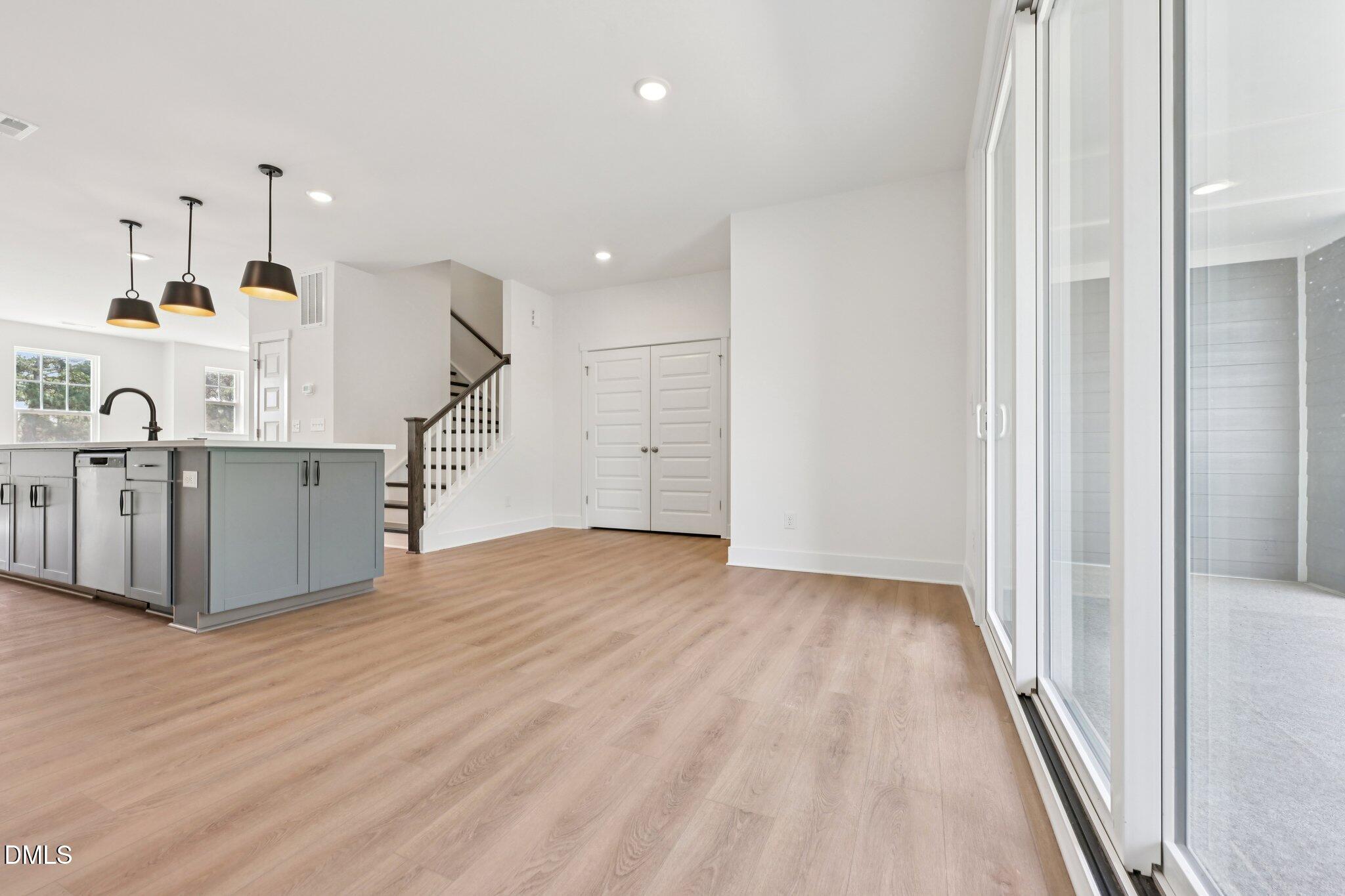 10923 Bayflower Way Property Photo 8