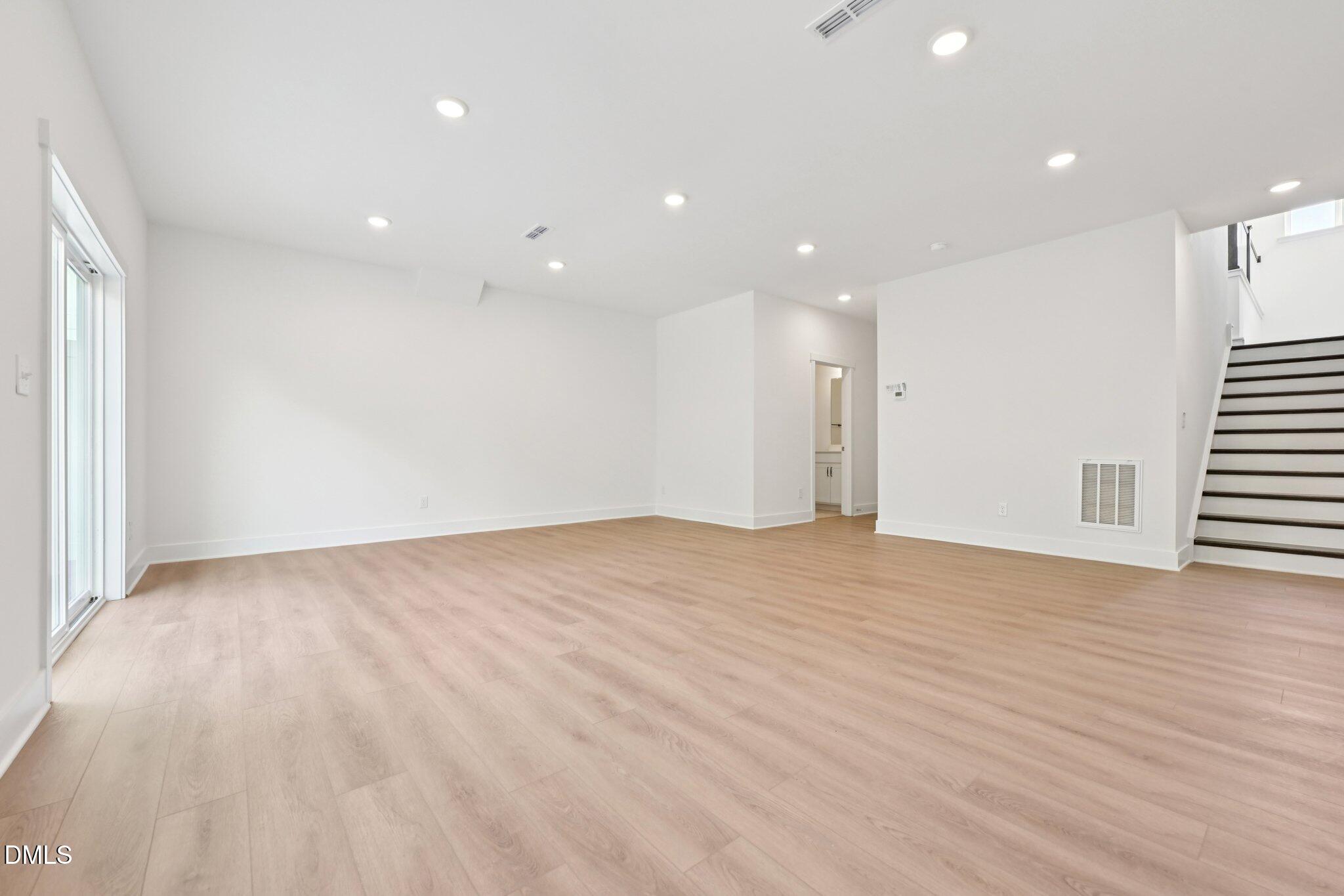 10923 Bayflower Way Property Photo 32