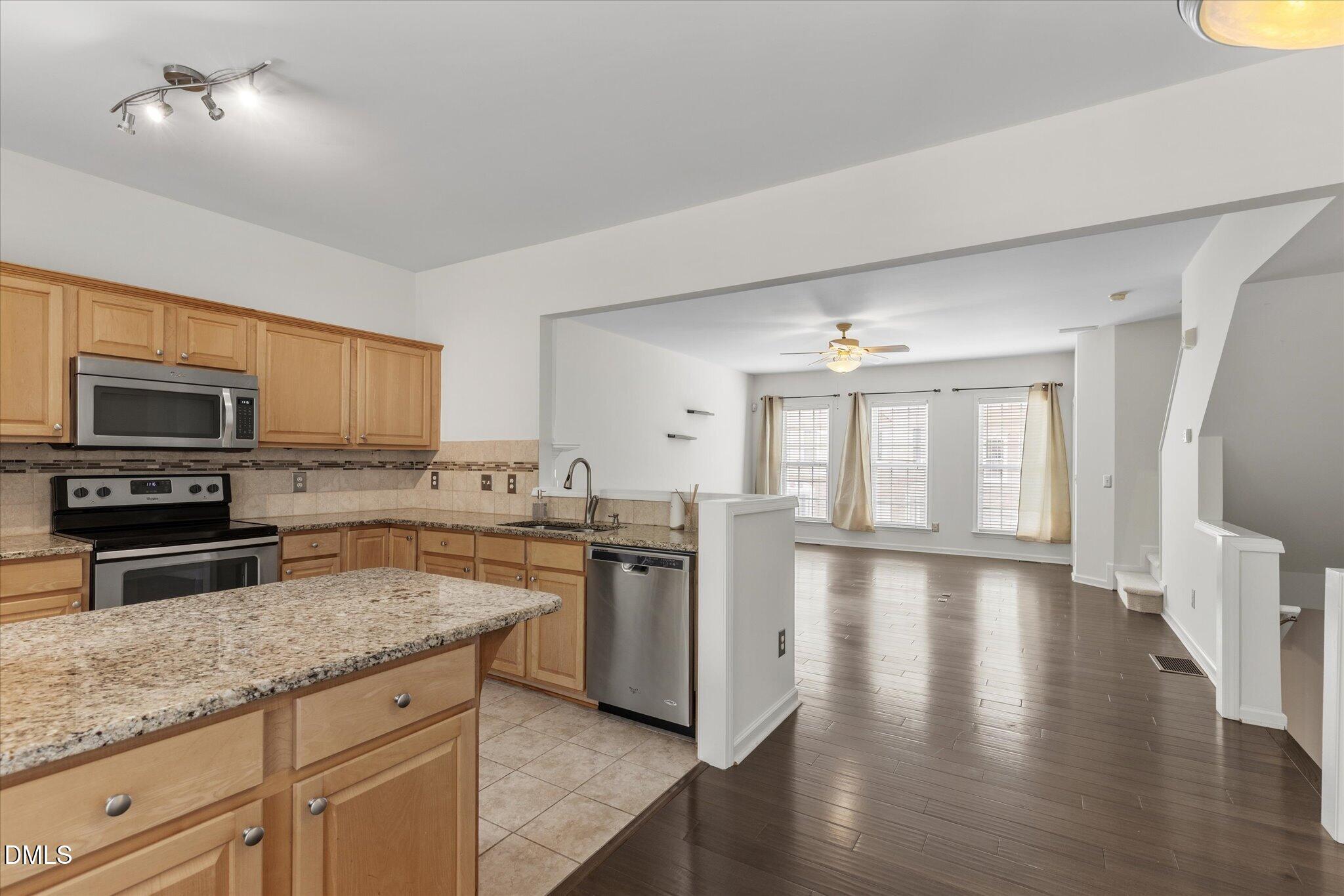 5408 Bayside Court Property Photo 8