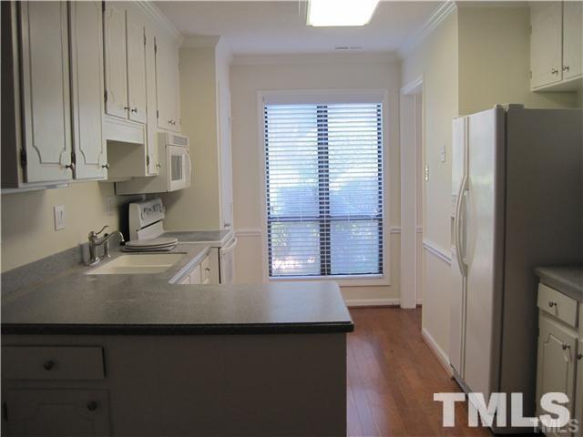111 Charter Oaks Circle Property Photo 3