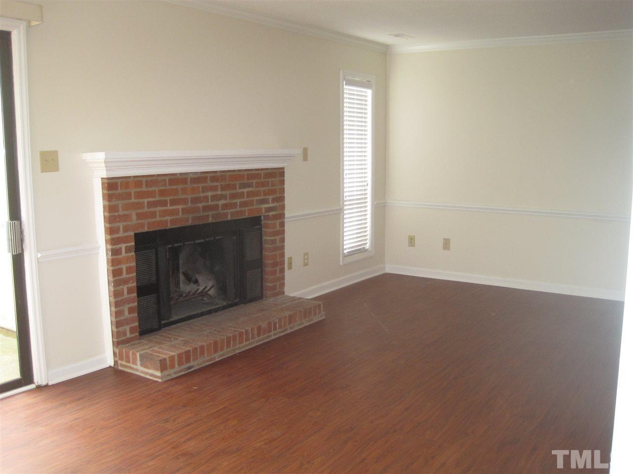 111 Charter Oaks Circle Property Photo 5