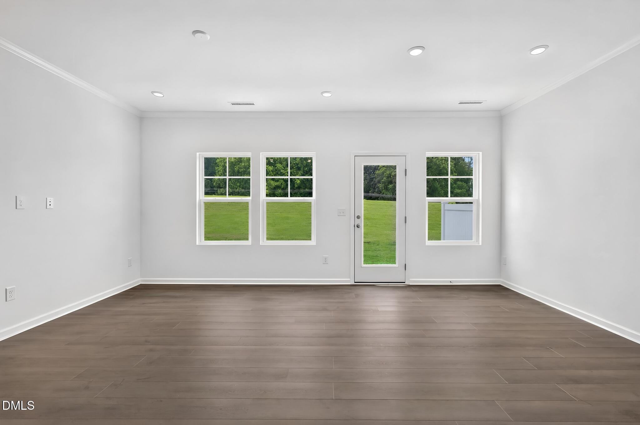 250 Snowfield Drive Property Photo 10