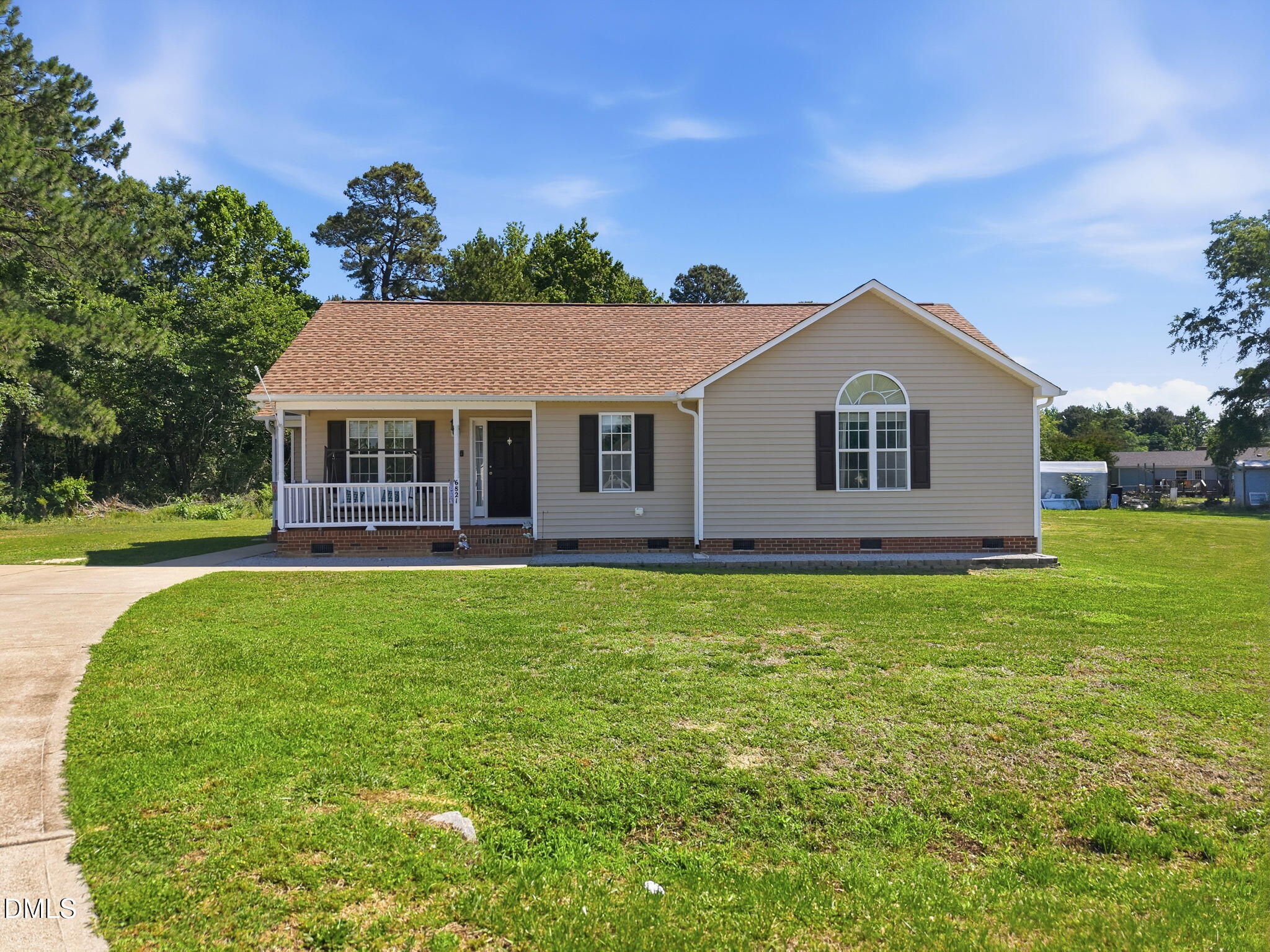 6821 Flying Eagle Court