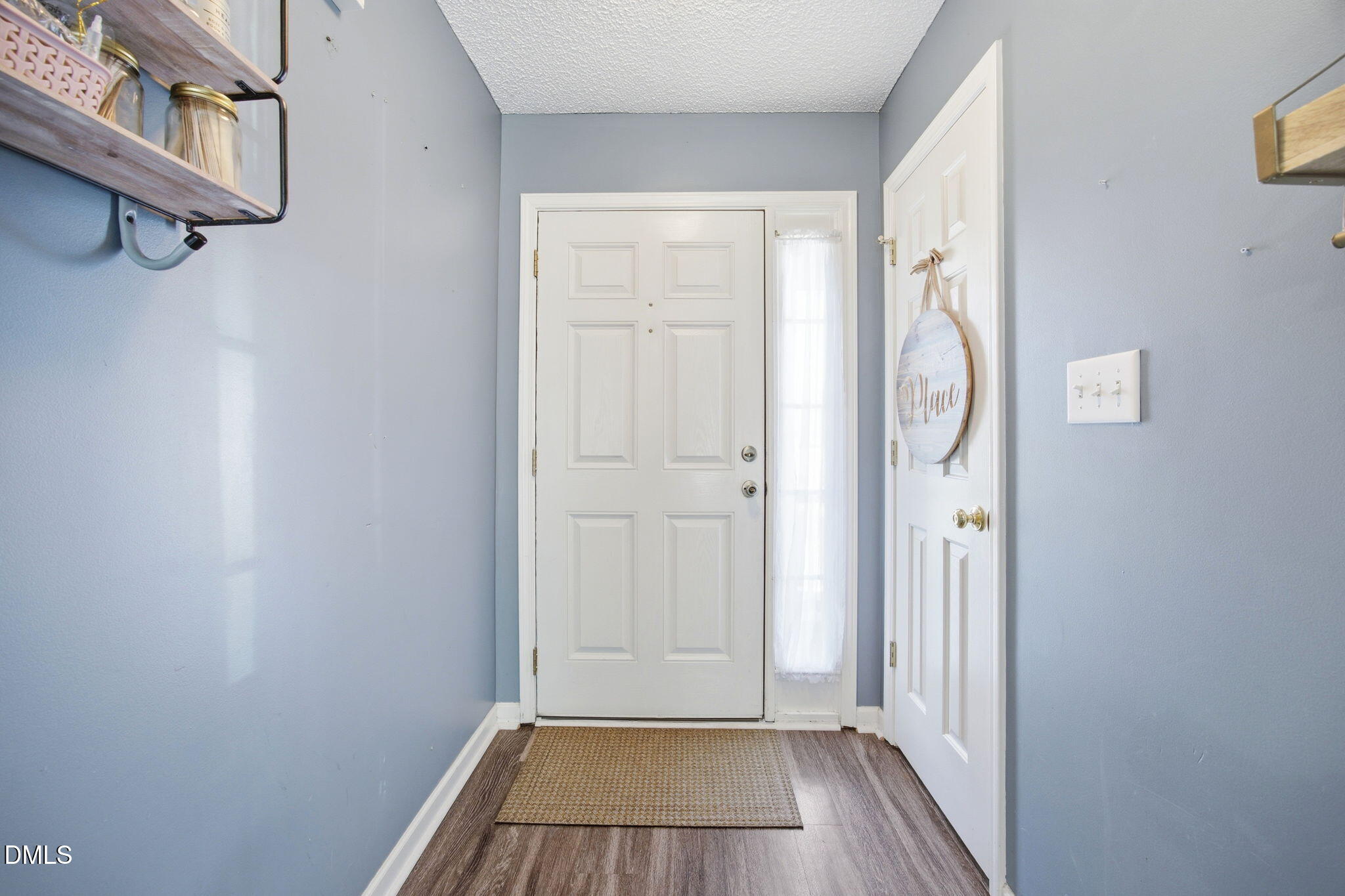 6821 Flying Eagle Court Property Photo 5
