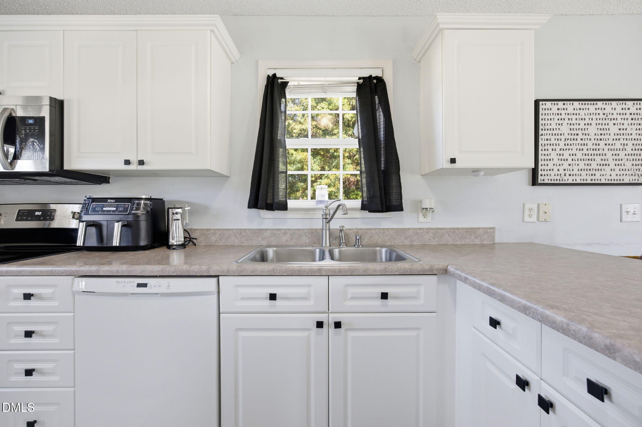 6821 Flying Eagle Court Property Photo 11