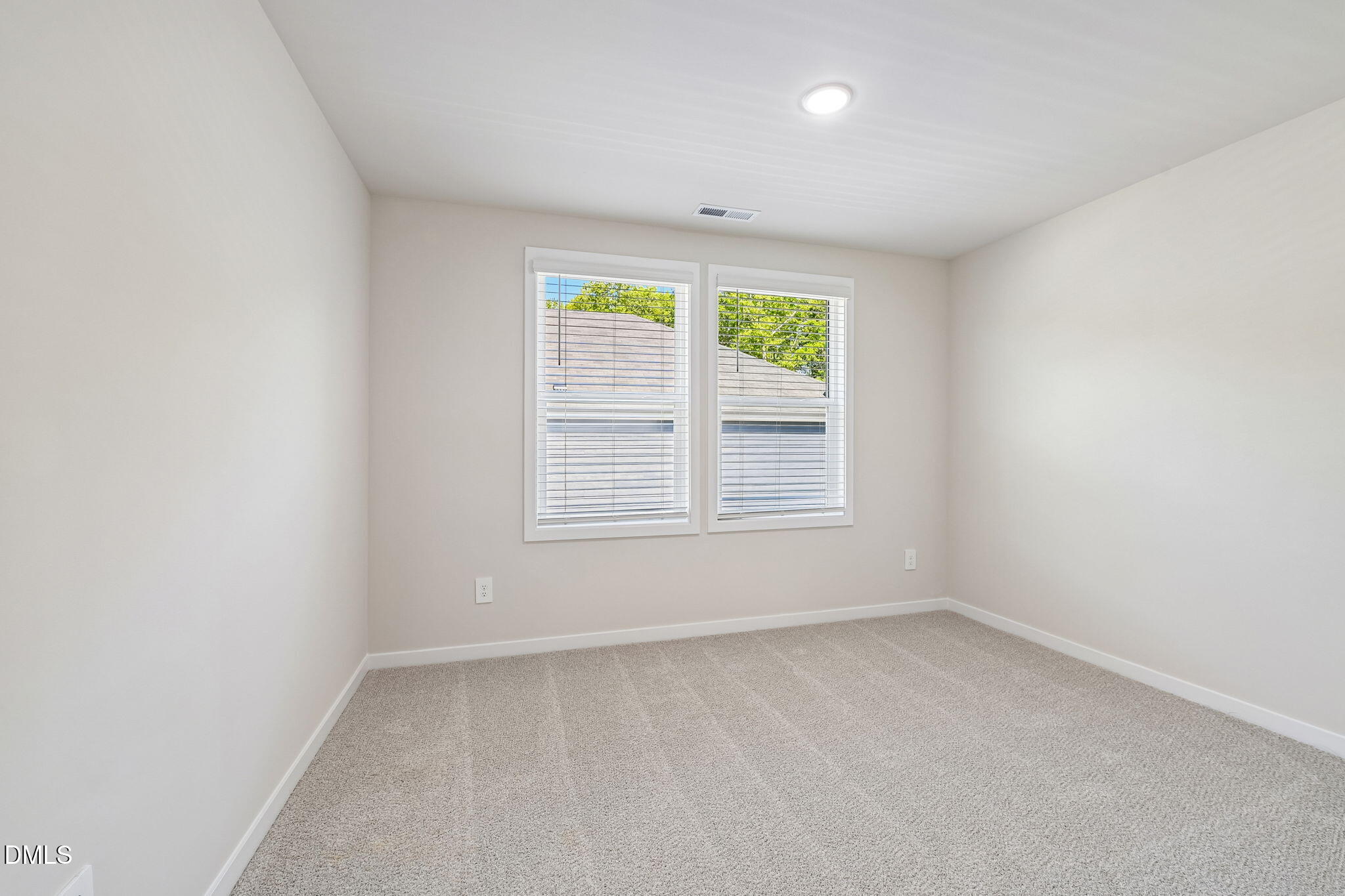 187 N Field Sparrow Way Property Photo 27