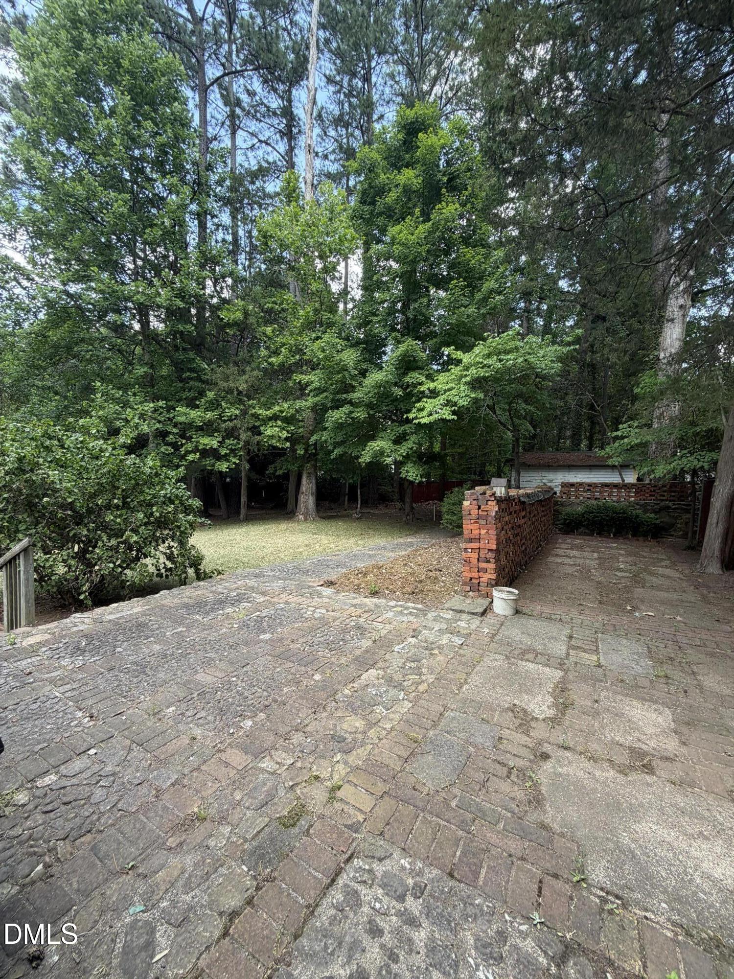 2200 Ann Street Property Photo 6