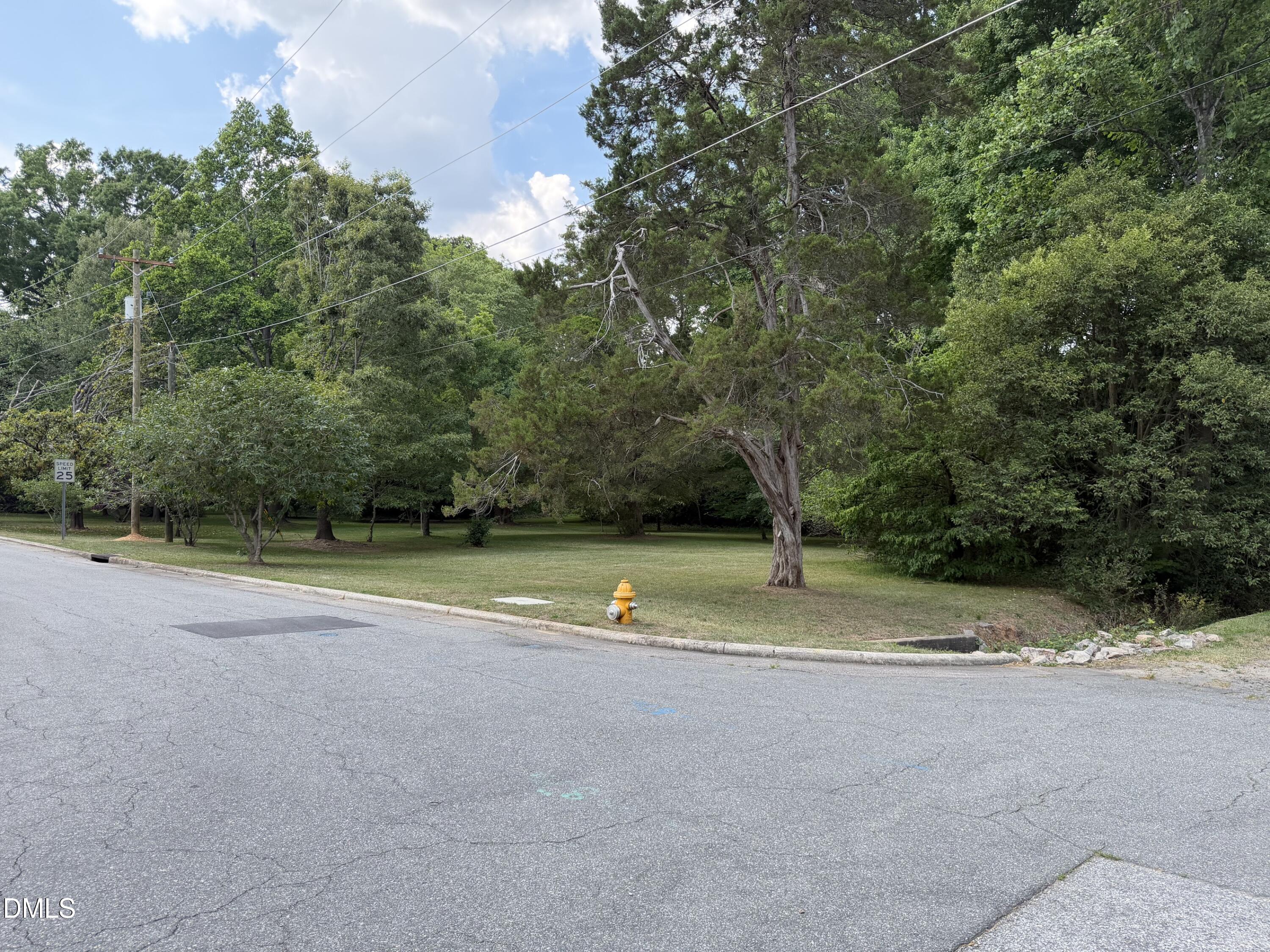 2200 Ann Street Property Photo 11