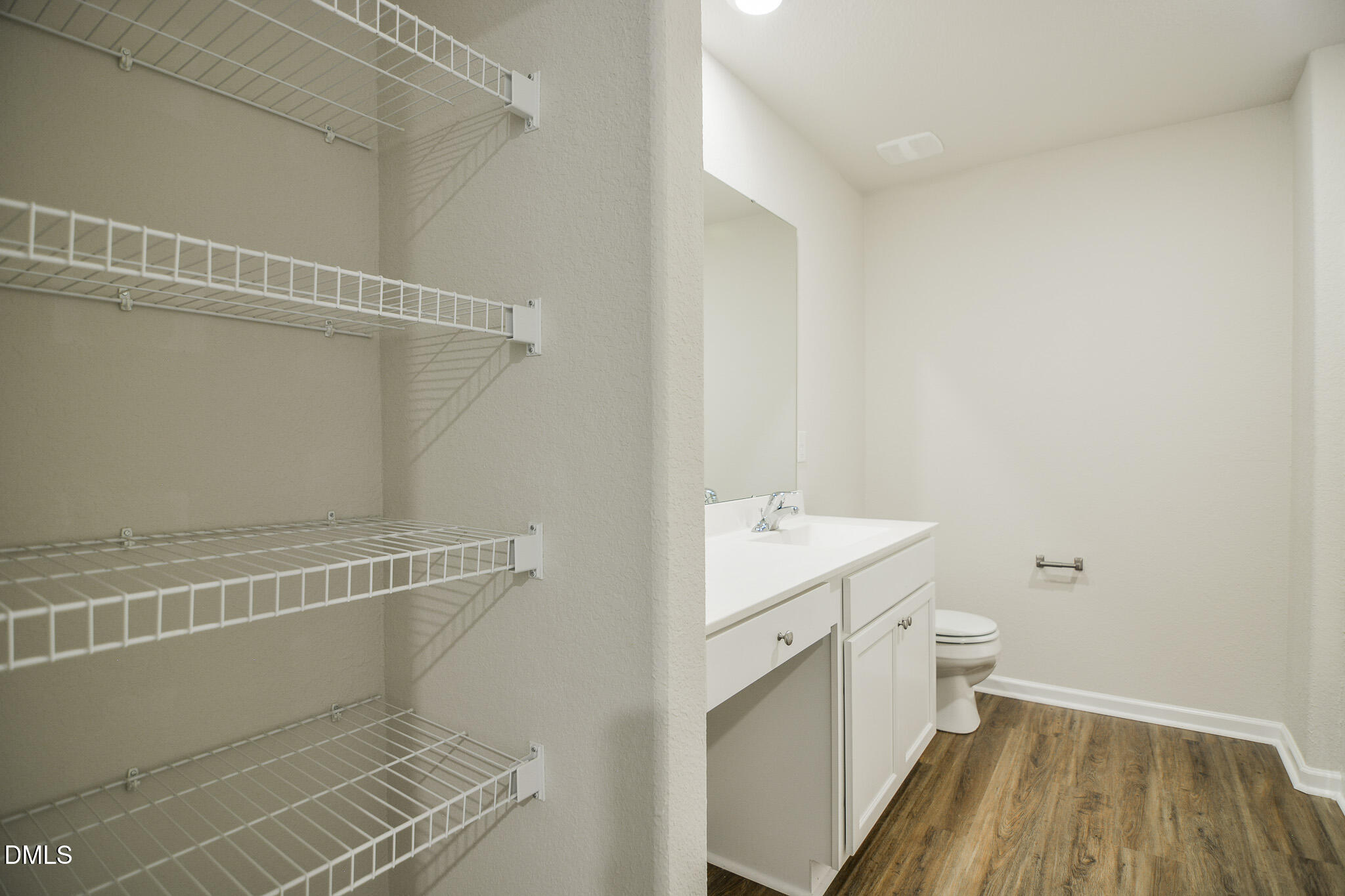 745 Frosty Way Property Photo 14