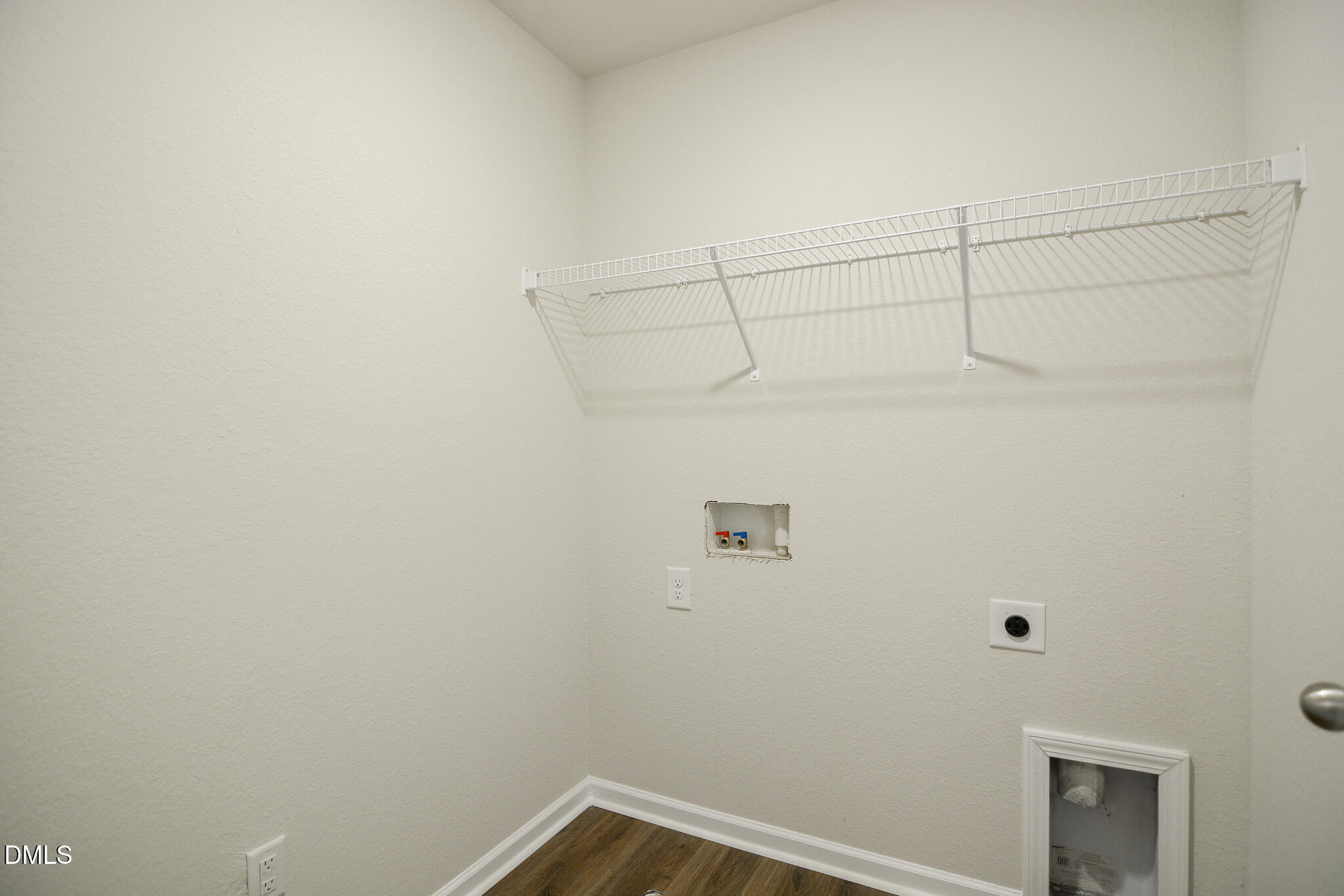 745 Frosty Way Property Photo 17