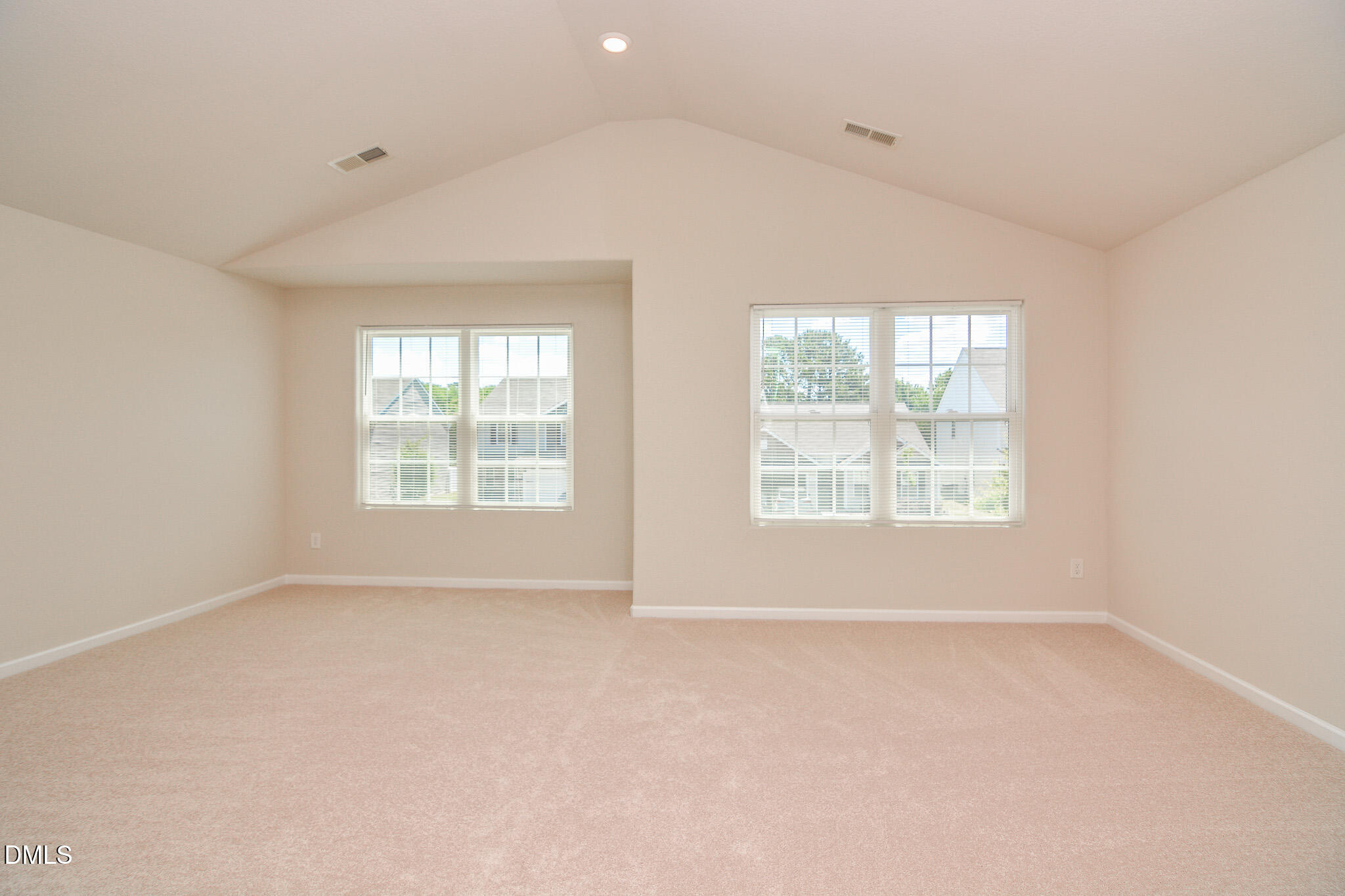 745 Frosty Way Property Photo 18