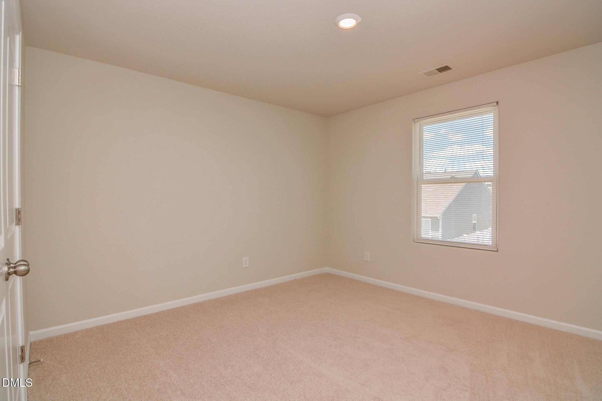 745 Frosty Way Property Photo 25