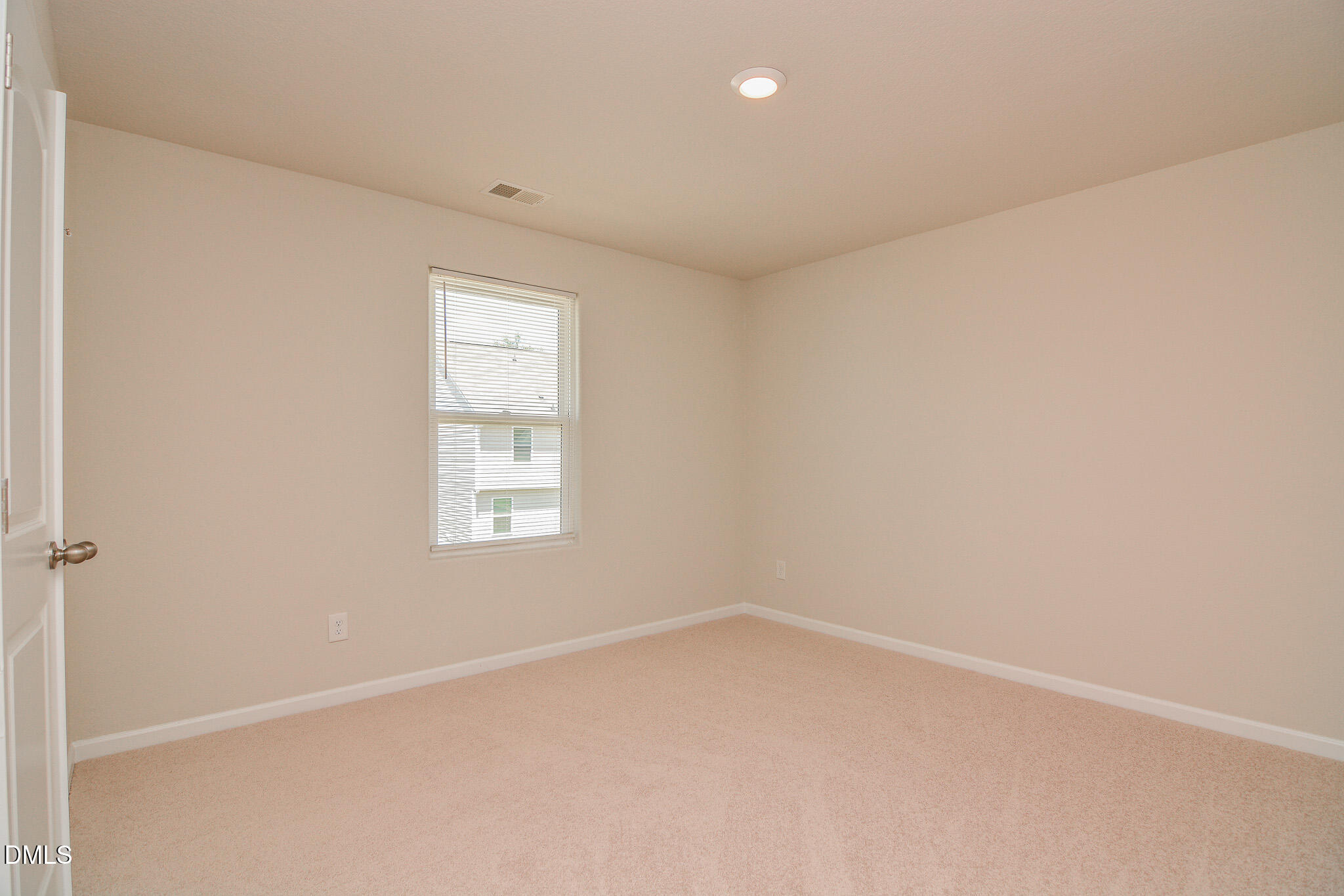 745 Frosty Way Property Photo 26