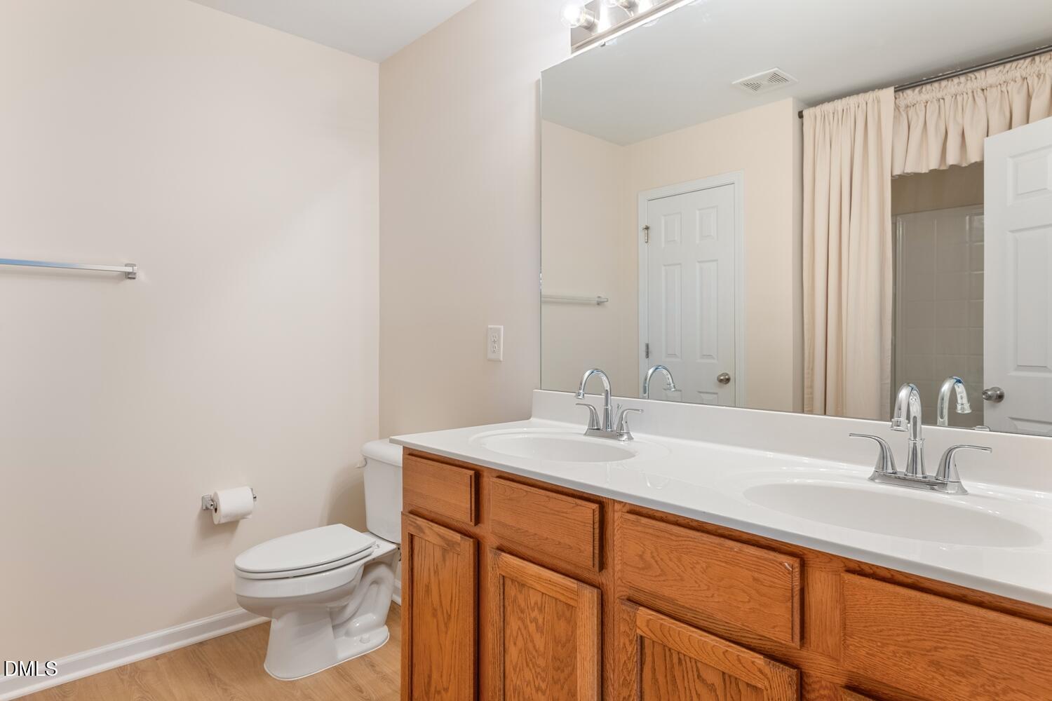 4332 Burchard Drive Property Photo 17