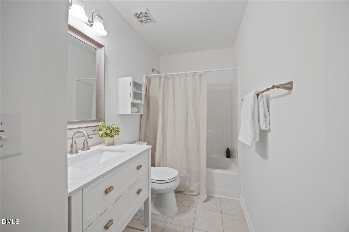10008 Duval Street Property Photo 32