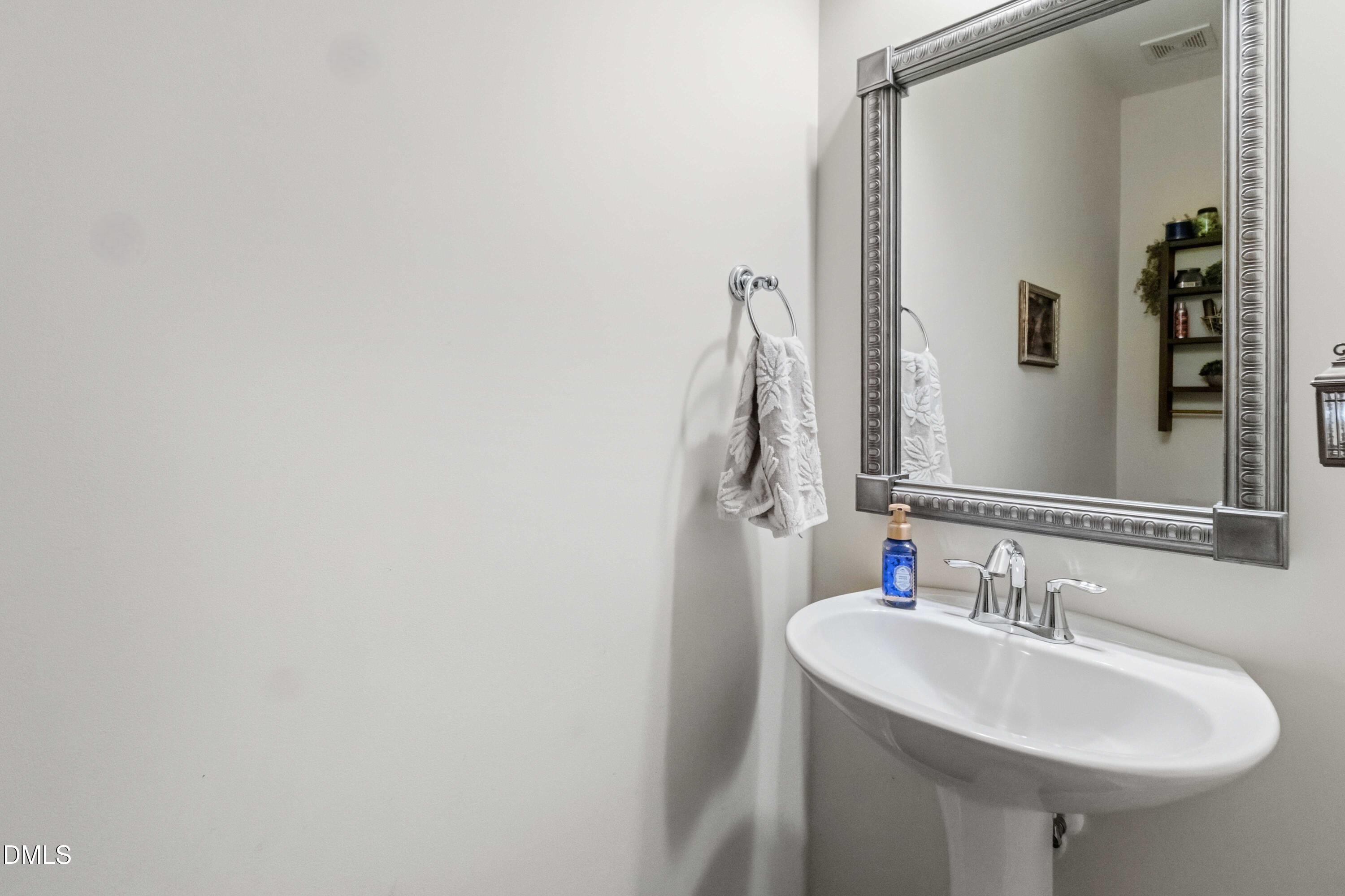 7404 Bedford Ridge Drive Property Photo 16