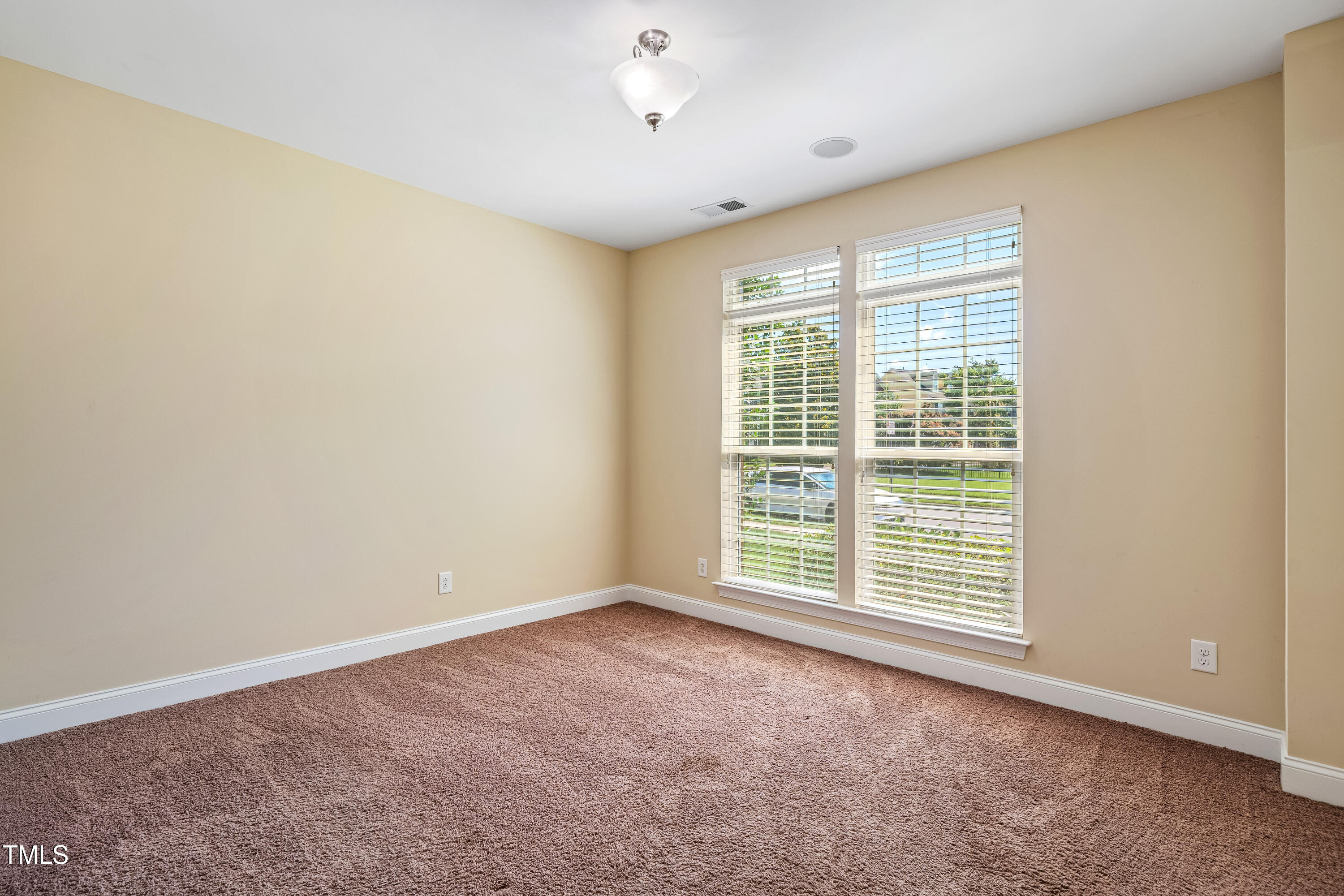 2129 Glade Valley Lane Property Photo 8