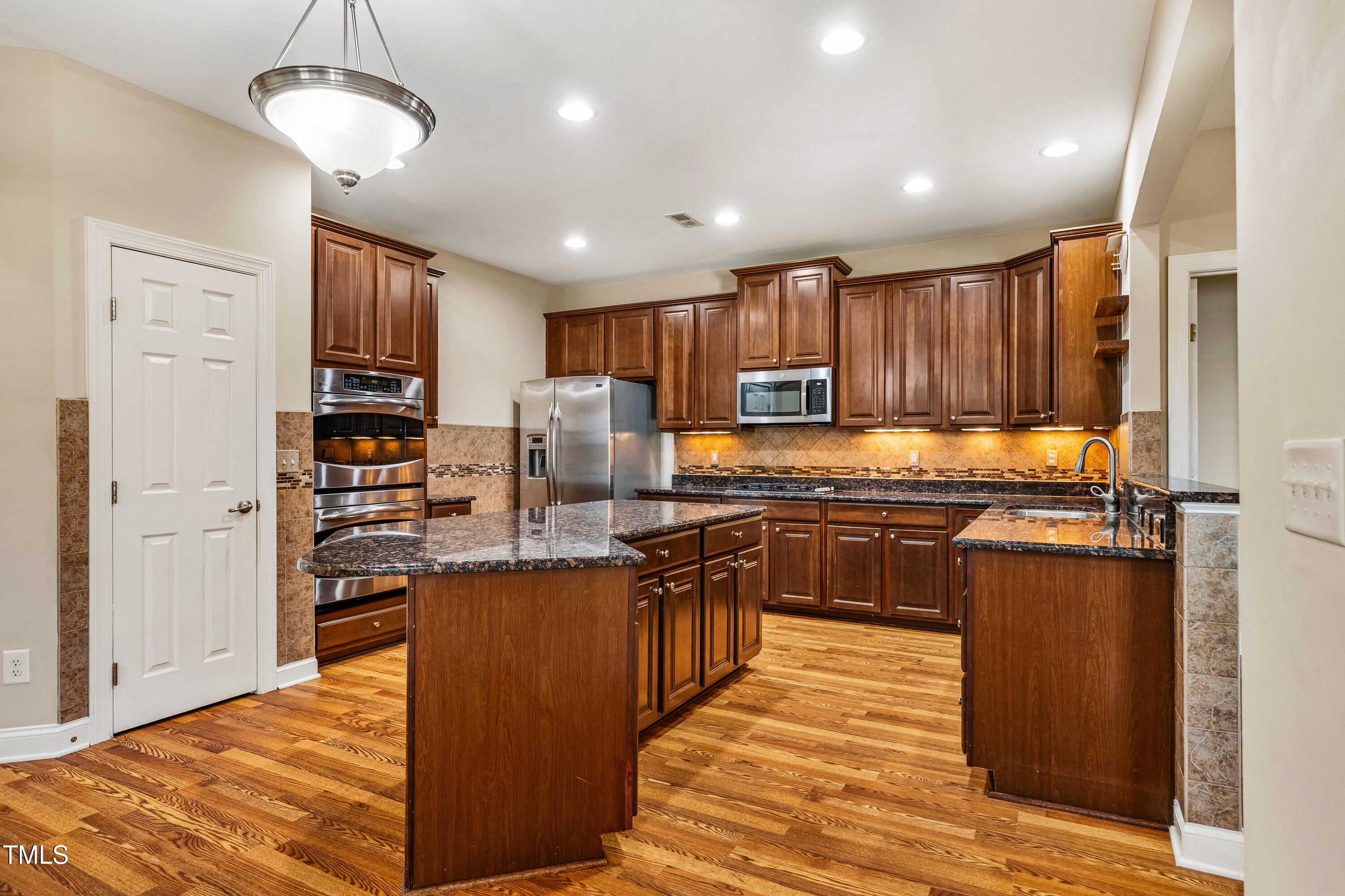 2129 Glade Valley Lane Property Photo 15