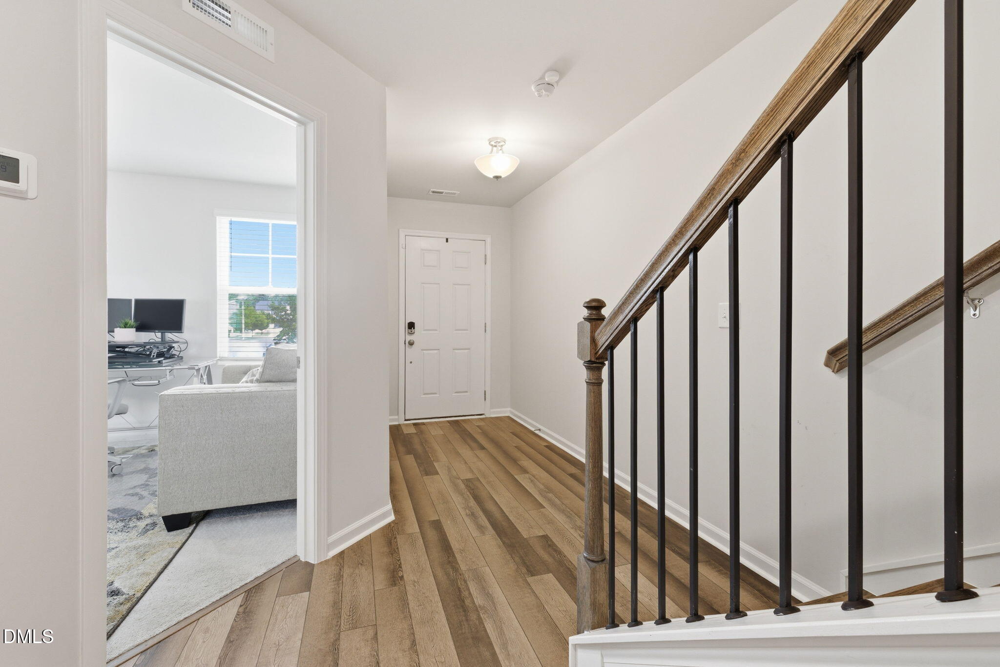 6237 Truxton Lane Property Photo 4