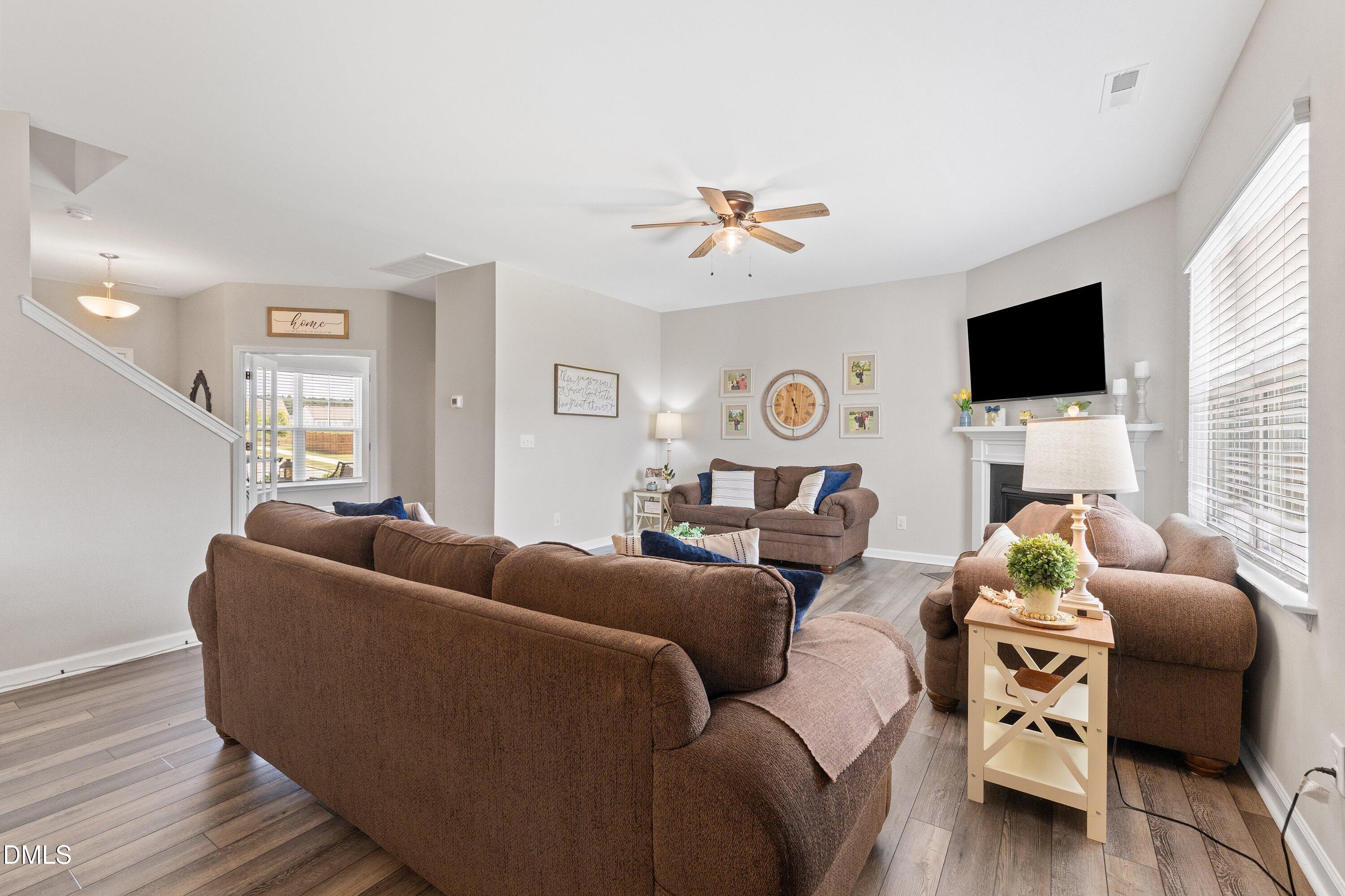 4640 Okeechobee Court Property Photo 17