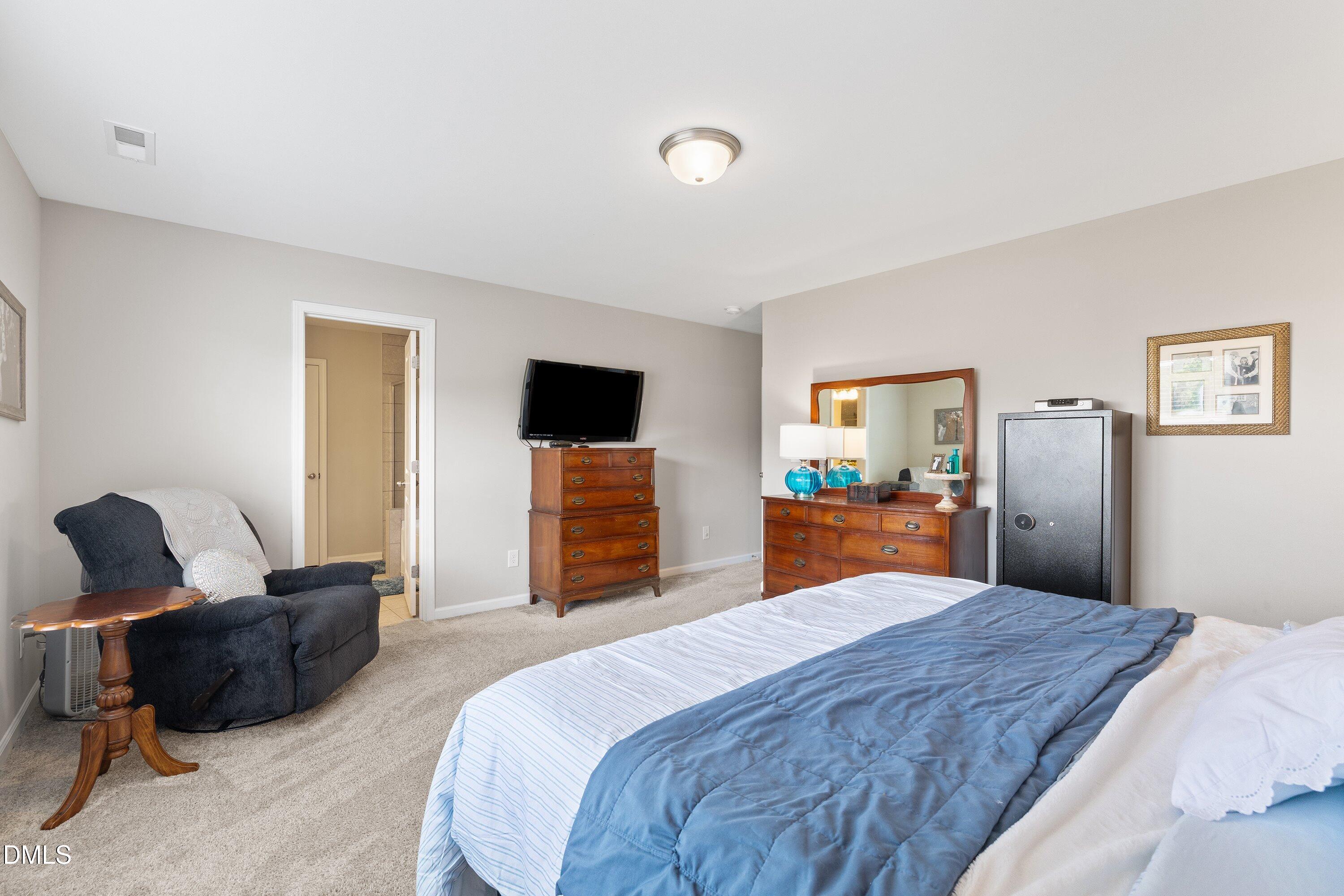 4640 Okeechobee Court Property Photo 40