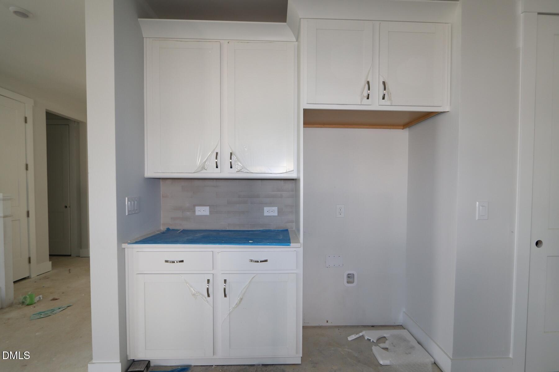 617 Blackwood Court Property Photo 8