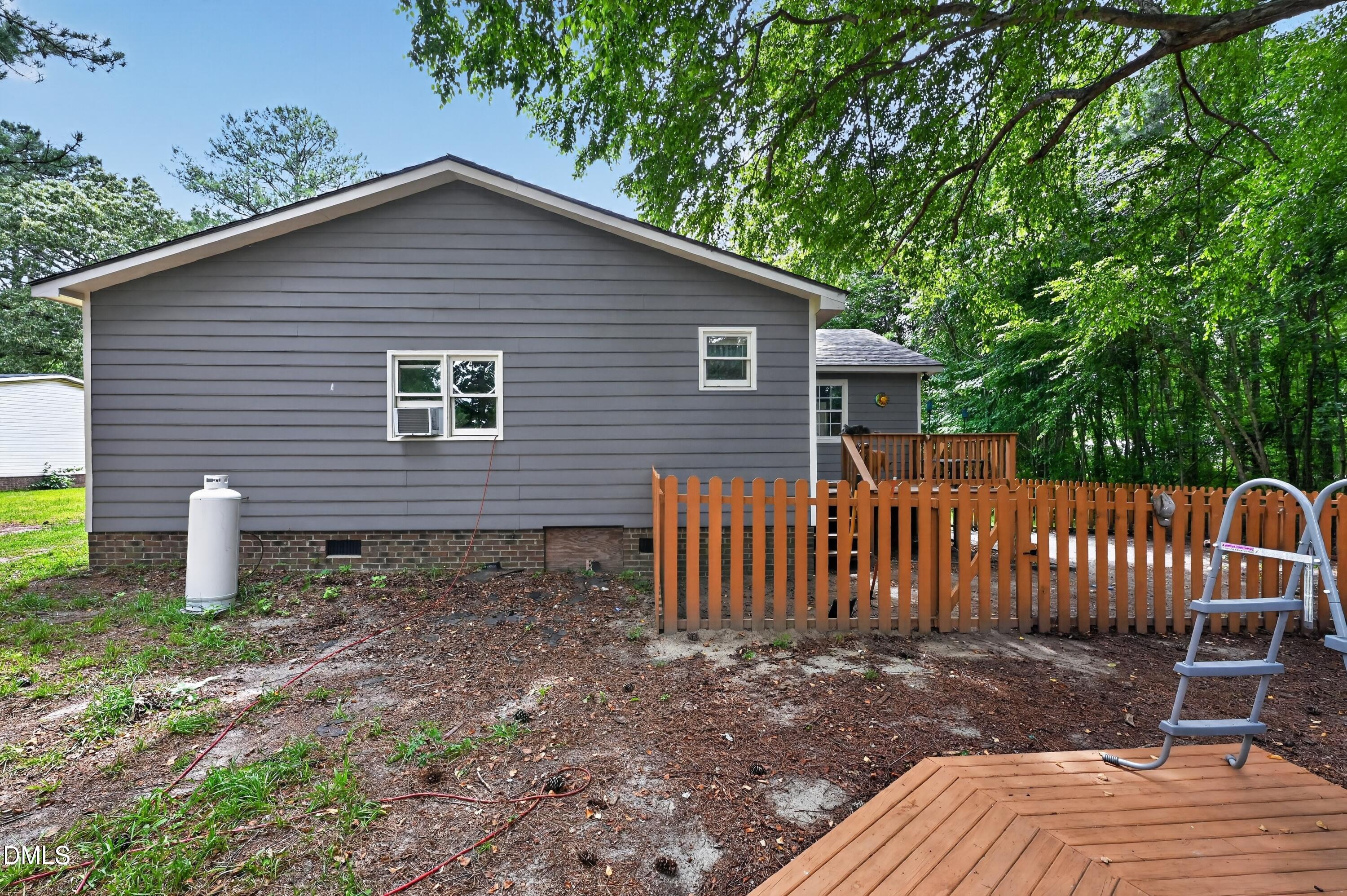 109 Snowden Street Property Photo 27
